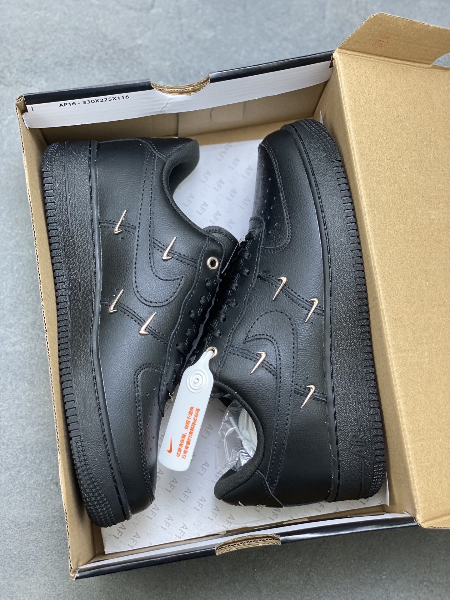 Nike Air Force 1 '07 Low Black with Metal Accents - Limited Edition 10 i1753114300670 4132 0 8