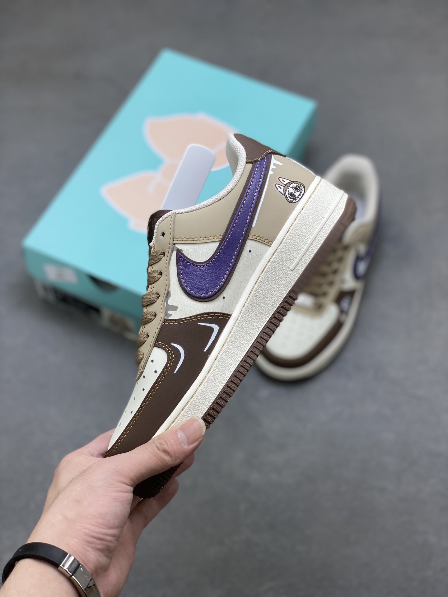 Nike Air Force 1 '07 Low Sneakers Limited Edition with Air Cushion 3 i1753200123870 6046 0 2