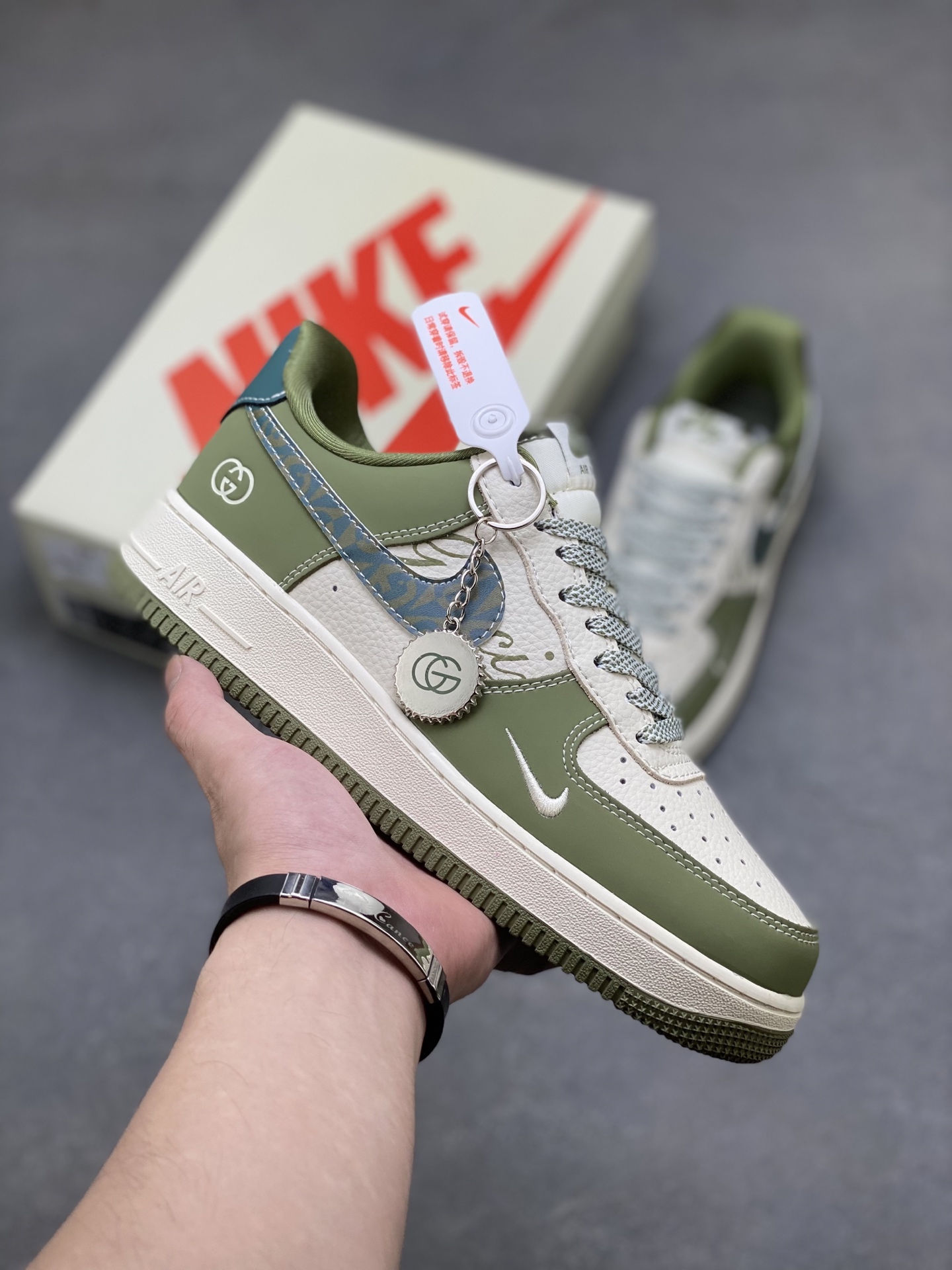 Nike Air Force 1 '07 Low Olive Green Leather Sneakers Limited Edition 2 i1753286439911 2241 0 0