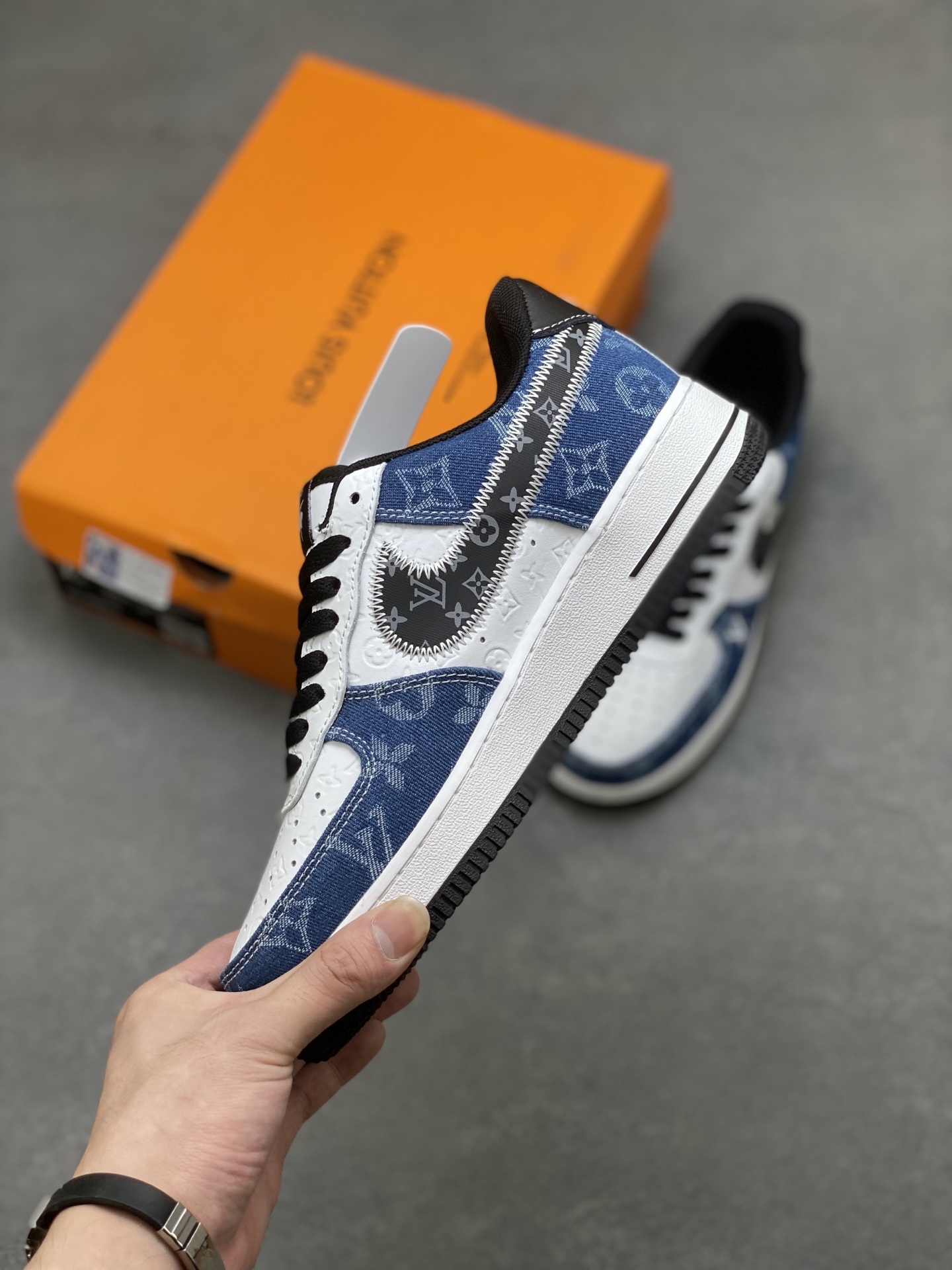 Nike Air Force 1 '07 Low Custom Sneakers - Limited Edition Design 4 i1753286530181 8580 0 2