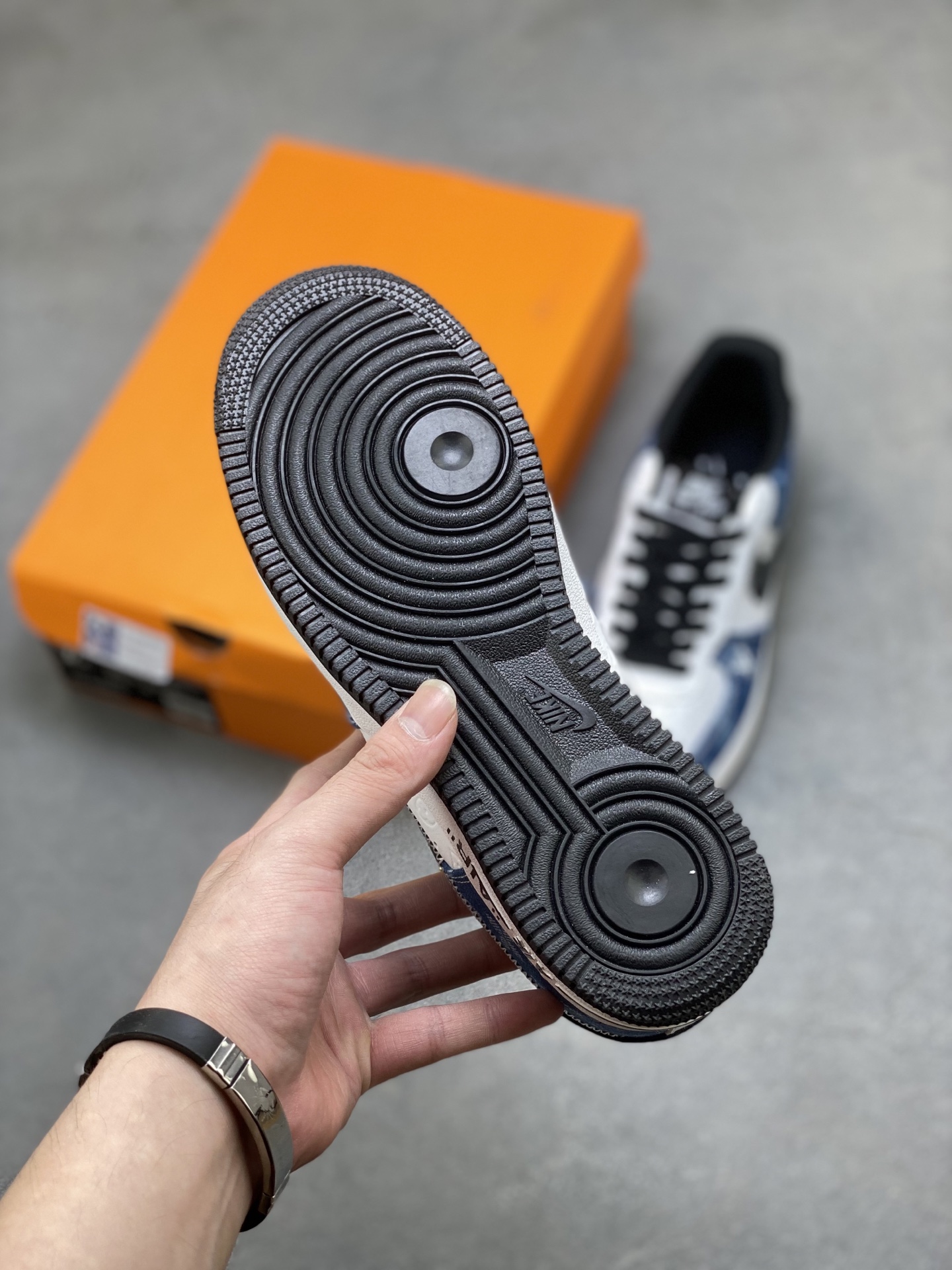 Nike Air Force 1 '07 Low Custom Sneakers - Limited Edition Design 7 i1753286534210 1704 0 5