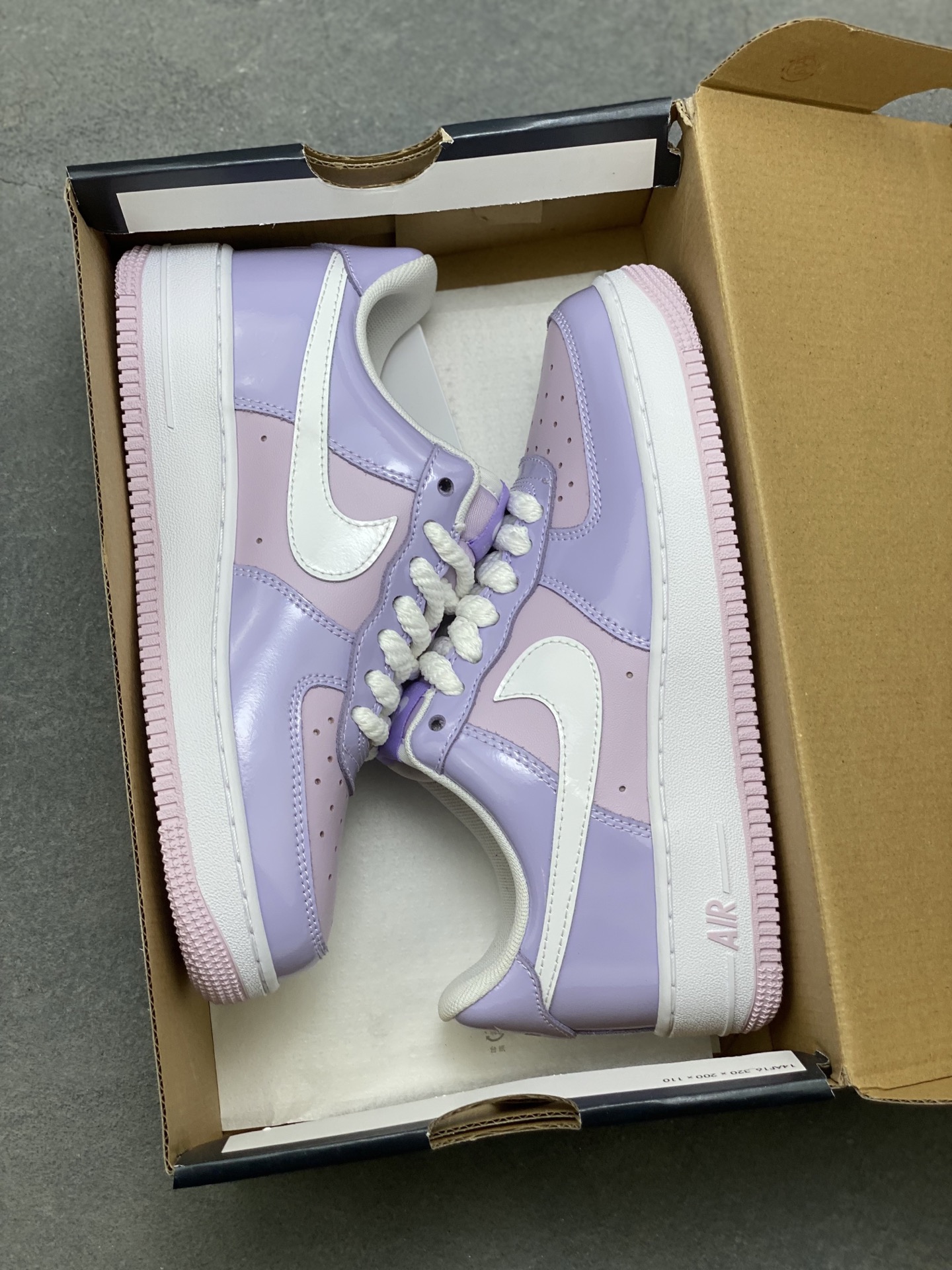 Nike Air Force 1 '07 Low Sneakers - Limited Edition, Purple/White 10 i1753286582172 6497 0 8