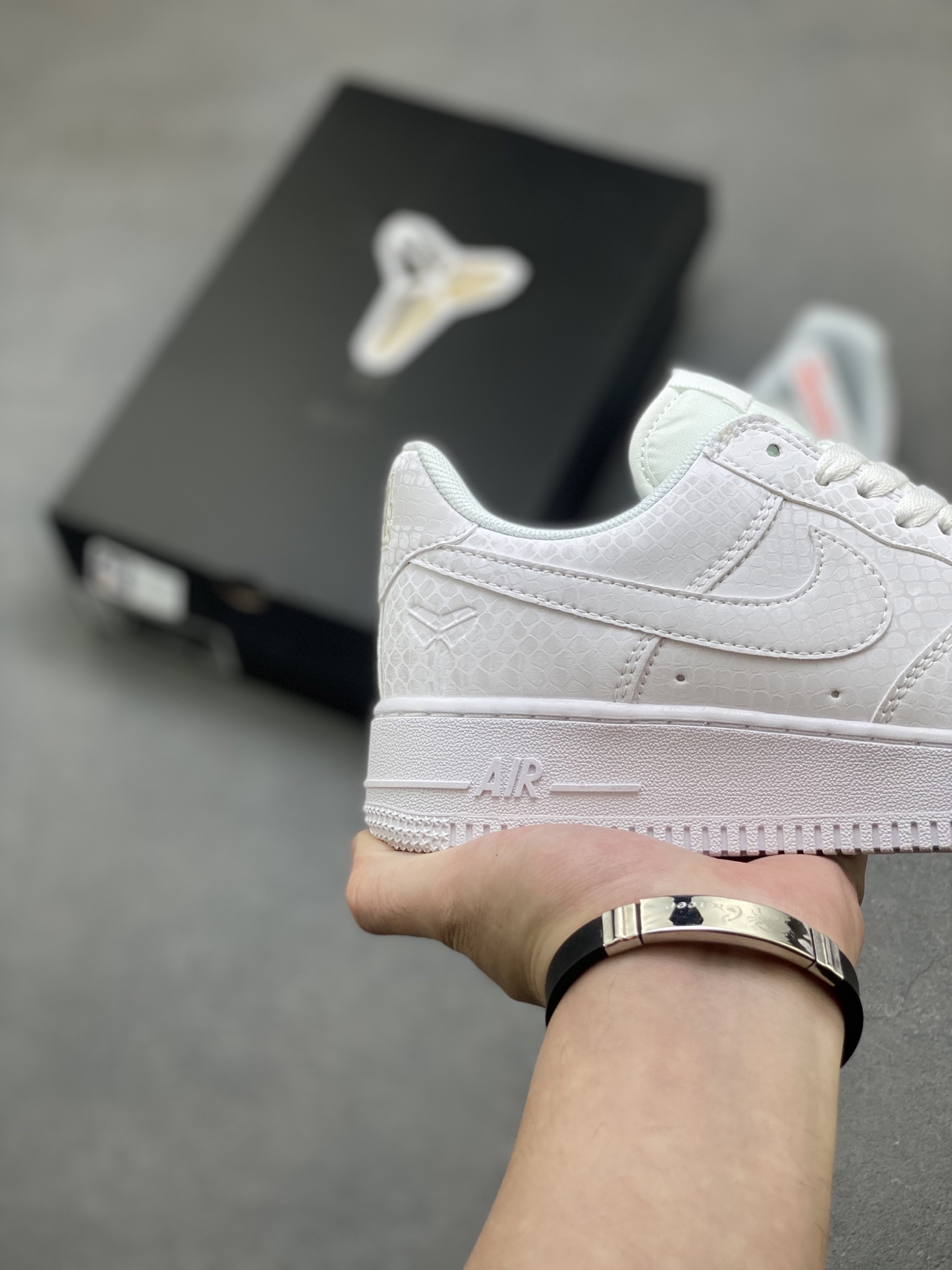 Nike Air Force 1 '07 Low White Snakeskin Casual Sneakers - Limited Edition 6 i1754064331381 2358 0 4
