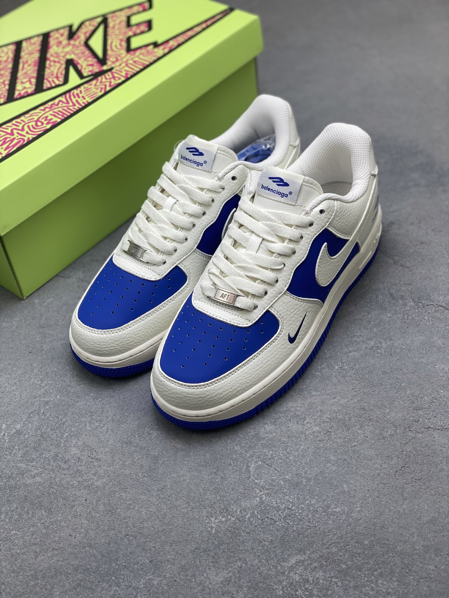 Nike Air Force 1 '07 Low White/Blue Sneakers Limited Edition (Company Grade) 9 i1754236892422 9568 0 7