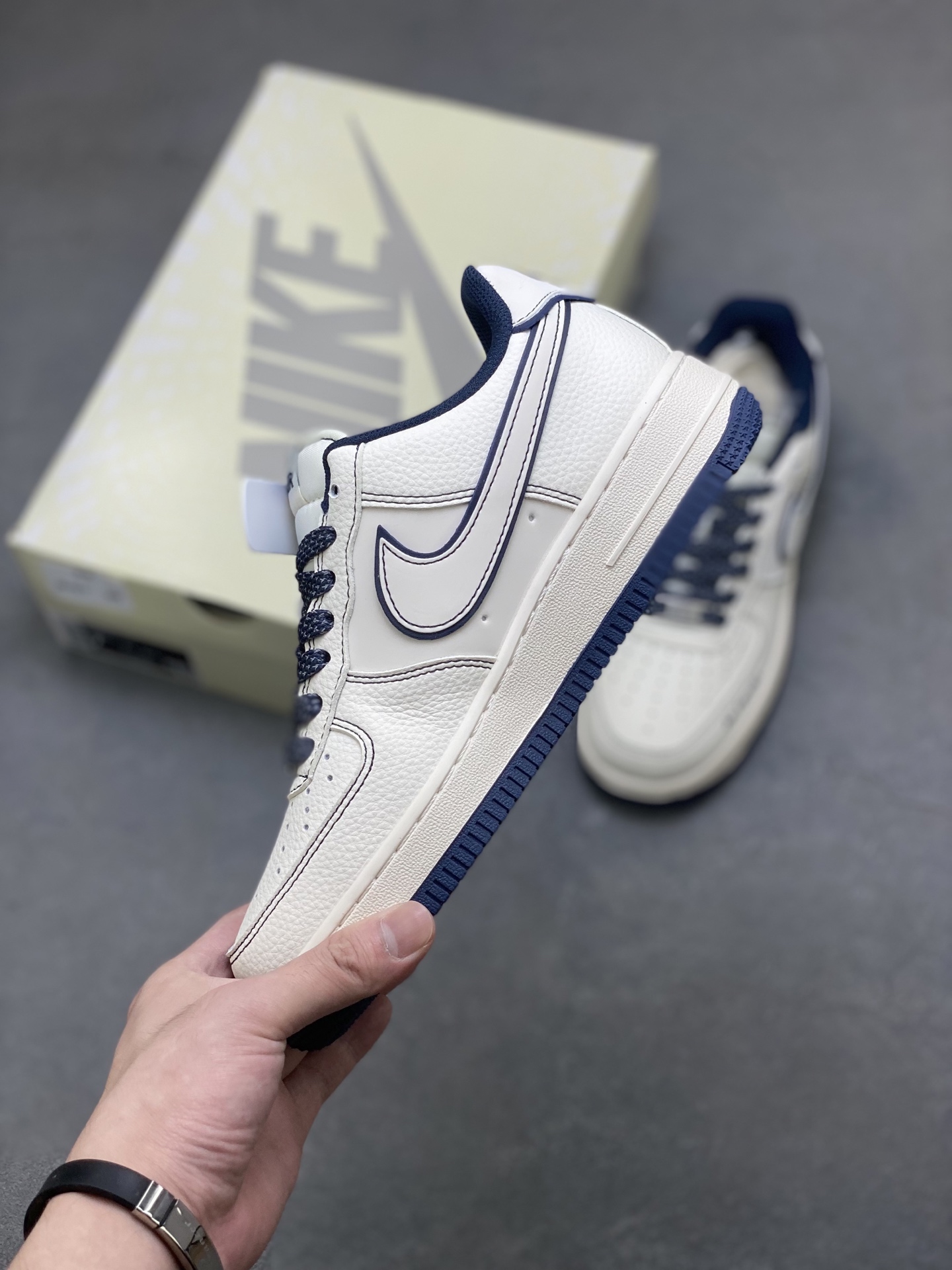 Nike Air Force 1 '07 Low Sneakers White/Navy Limited Edition - All Sizes 4 i1756051288551 6079 0 2