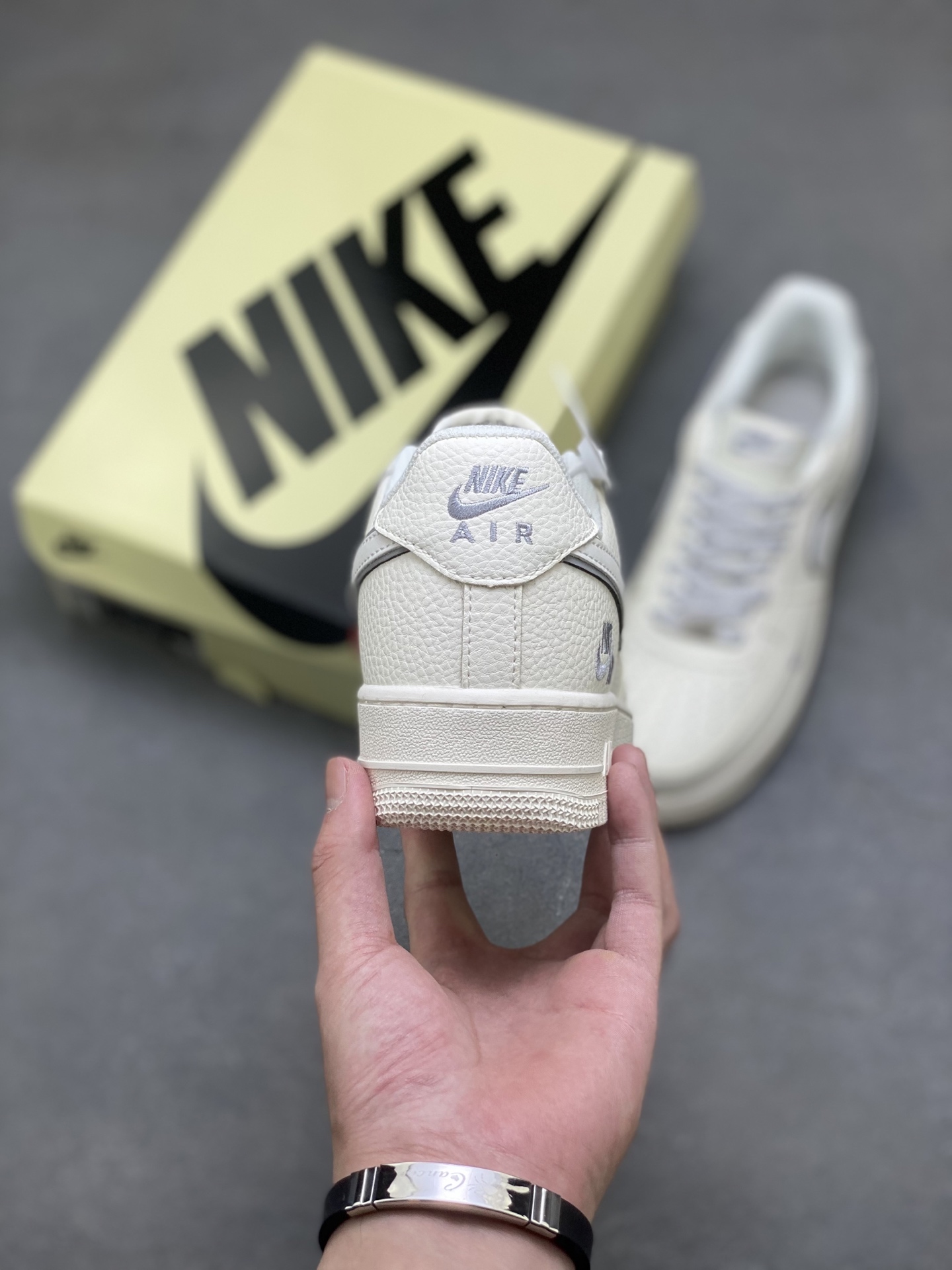 Nike Air Force 1 '07 Low Sneakers - Limited Edition, Premium Comfort 5 i1756051335180 920 0 3