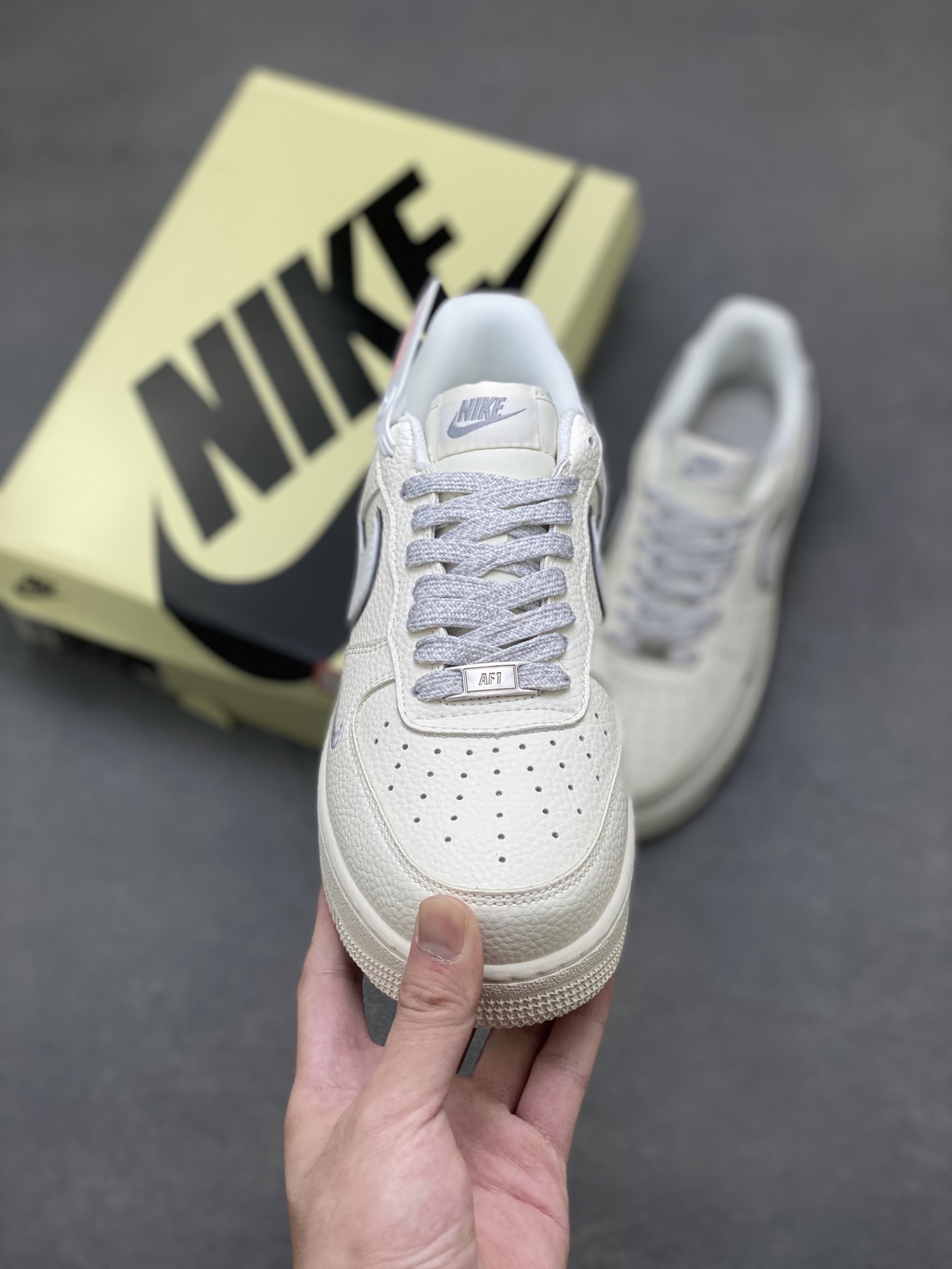 Nike Air Force 1 '07 Low Sneakers - Limited Edition, Premium Comfort 3 i1756051335738 4817 0 1