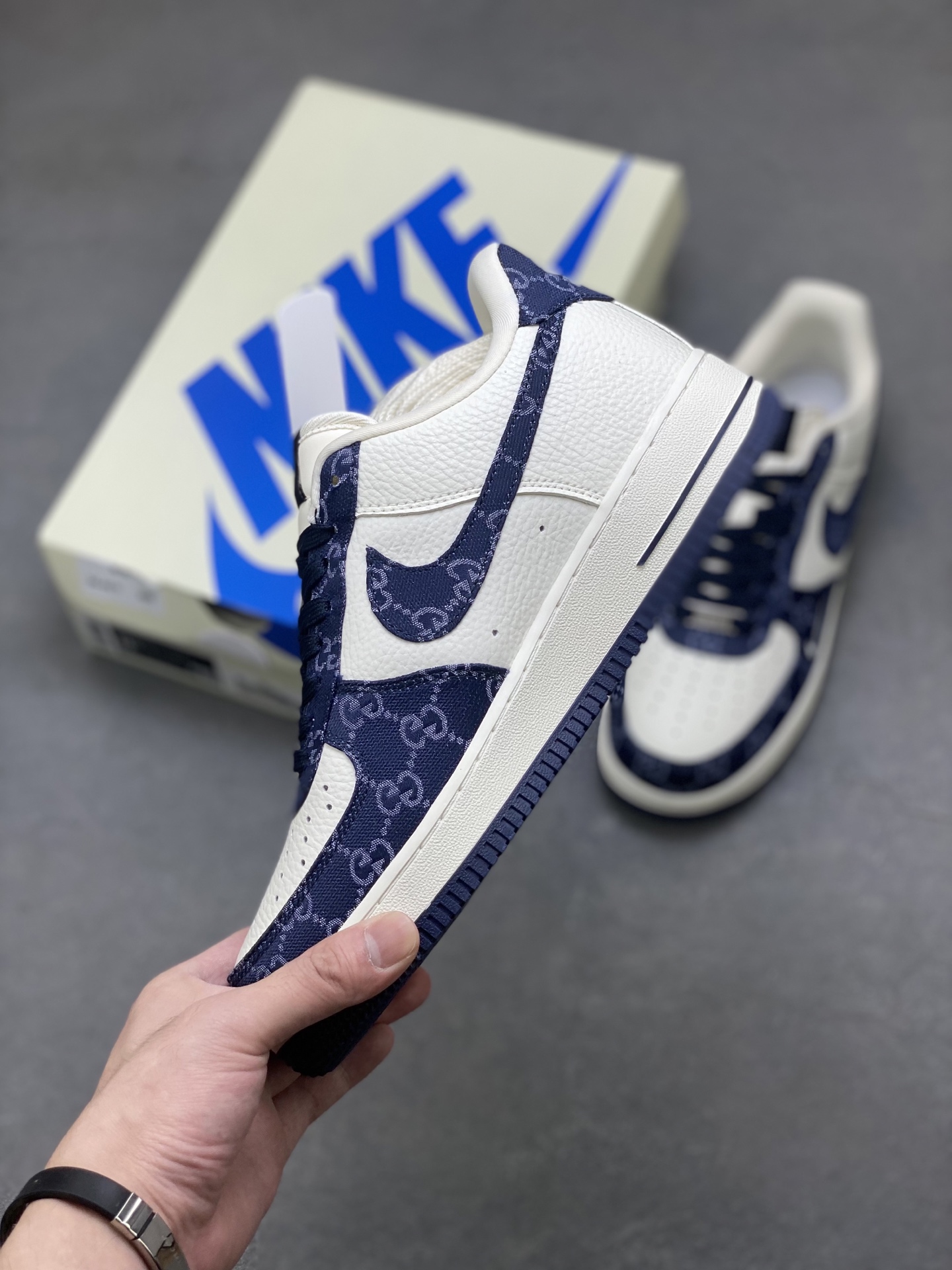 Nike Air Force 1 '07 Low Gucci Custom Sneakers - Limited Edition 4 i1756051383025 2378 0 2