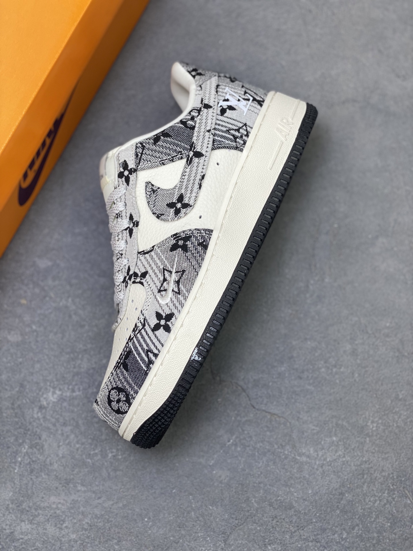 Nike Air Force 1 '07 Low Louis Vuitton Custom Sneakers - Limited Edition 8 i1756051427300 6795 0 6