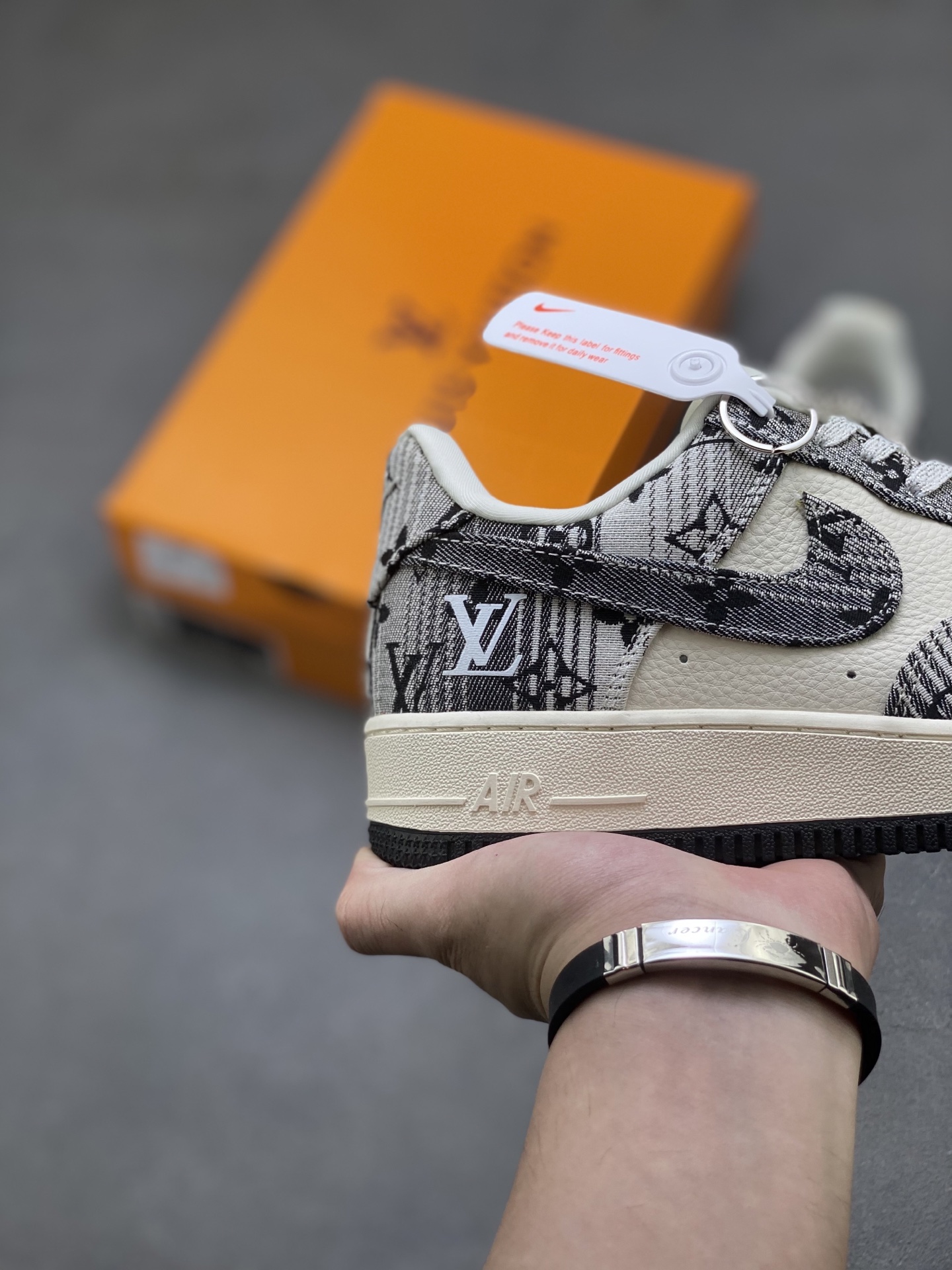 Nike Air Force 1 '07 Low Louis Vuitton Custom Sneakers - Limited Edition 6 i1756051428784 3758 0 4