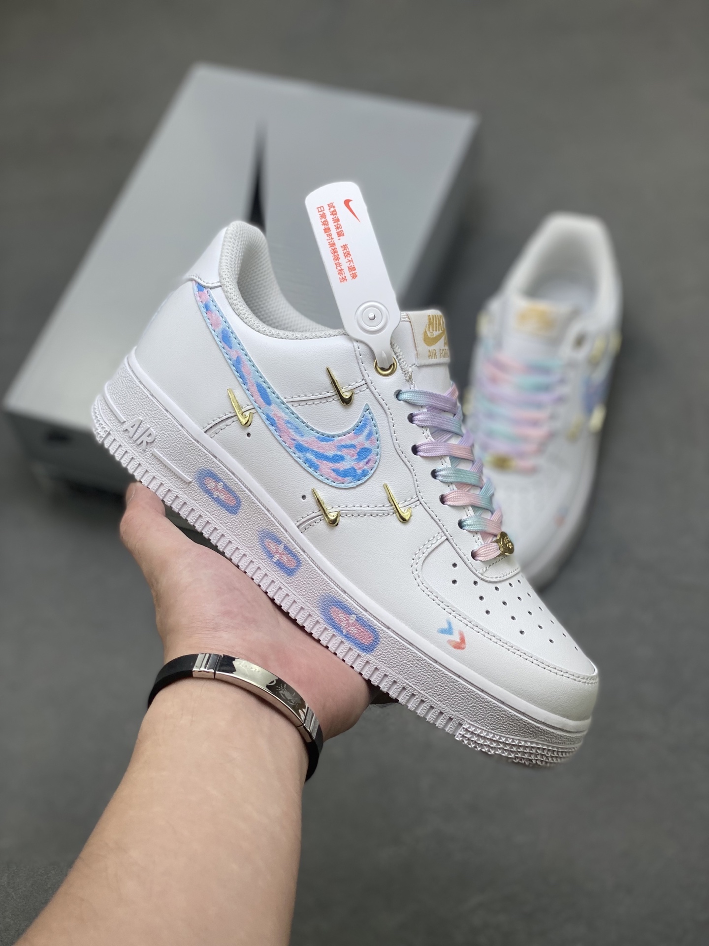 Nike Air Force 1 '07 Low Sneakers Limited Edition - Premium Comfort and Style 2 i1756051463881 8284 0 0