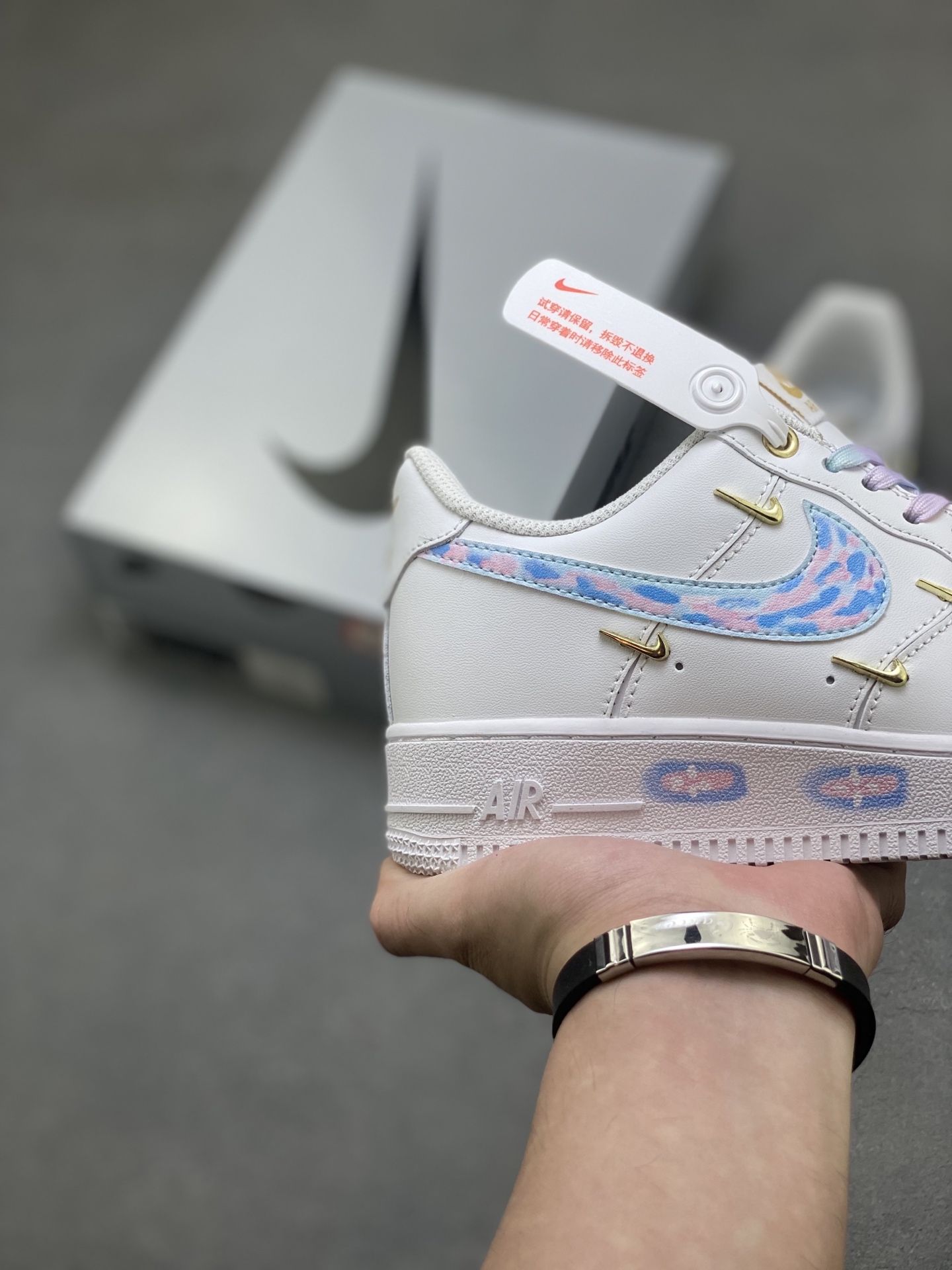 Nike Air Force 1 '07 Low Sneakers Limited Edition - Premium Comfort and Style 6 i1756051465931 1618 0 4