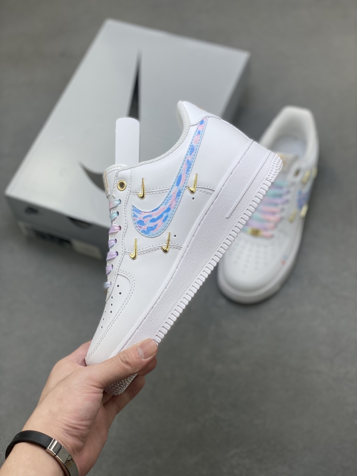 Nike Air Force 1 '07 Low Sneakers Limited Edition - Premium Comfort and Style 4 i1756051477705 8986 0 2