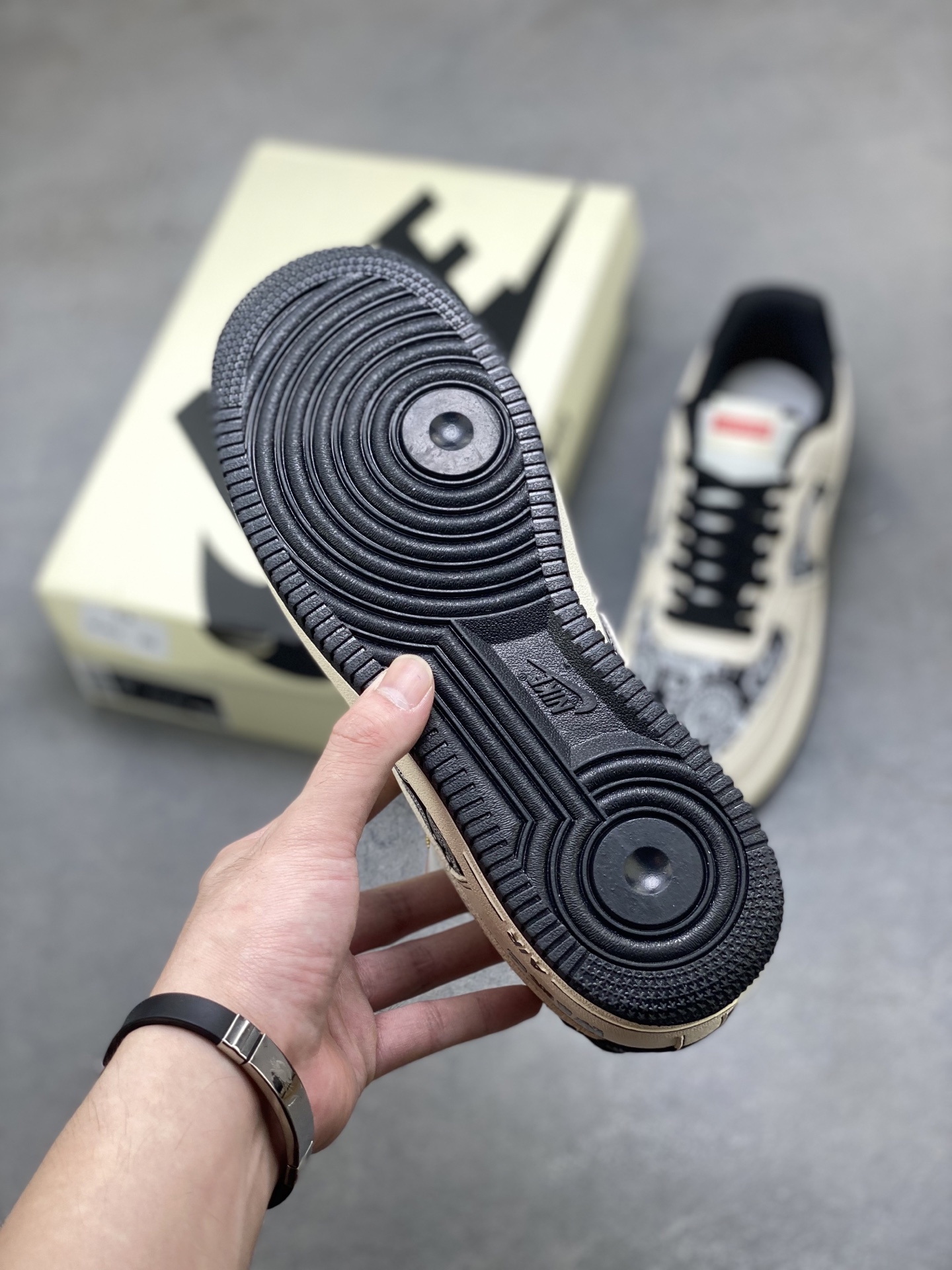 Nike Air Force 1 '07 Low Limited Edition Sneakers - Premium Comfort & Style 7 i1756915712314 4693 0 5