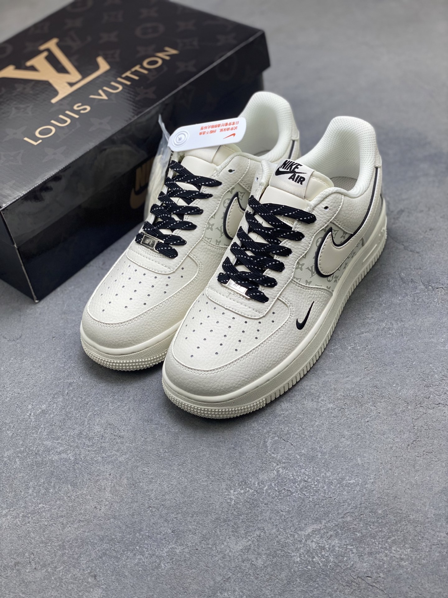Nike Air Force 1 '07 Low Louis Vuitton Custom Sneakers Limited Edition 9 i1756915752620 7320 0 7