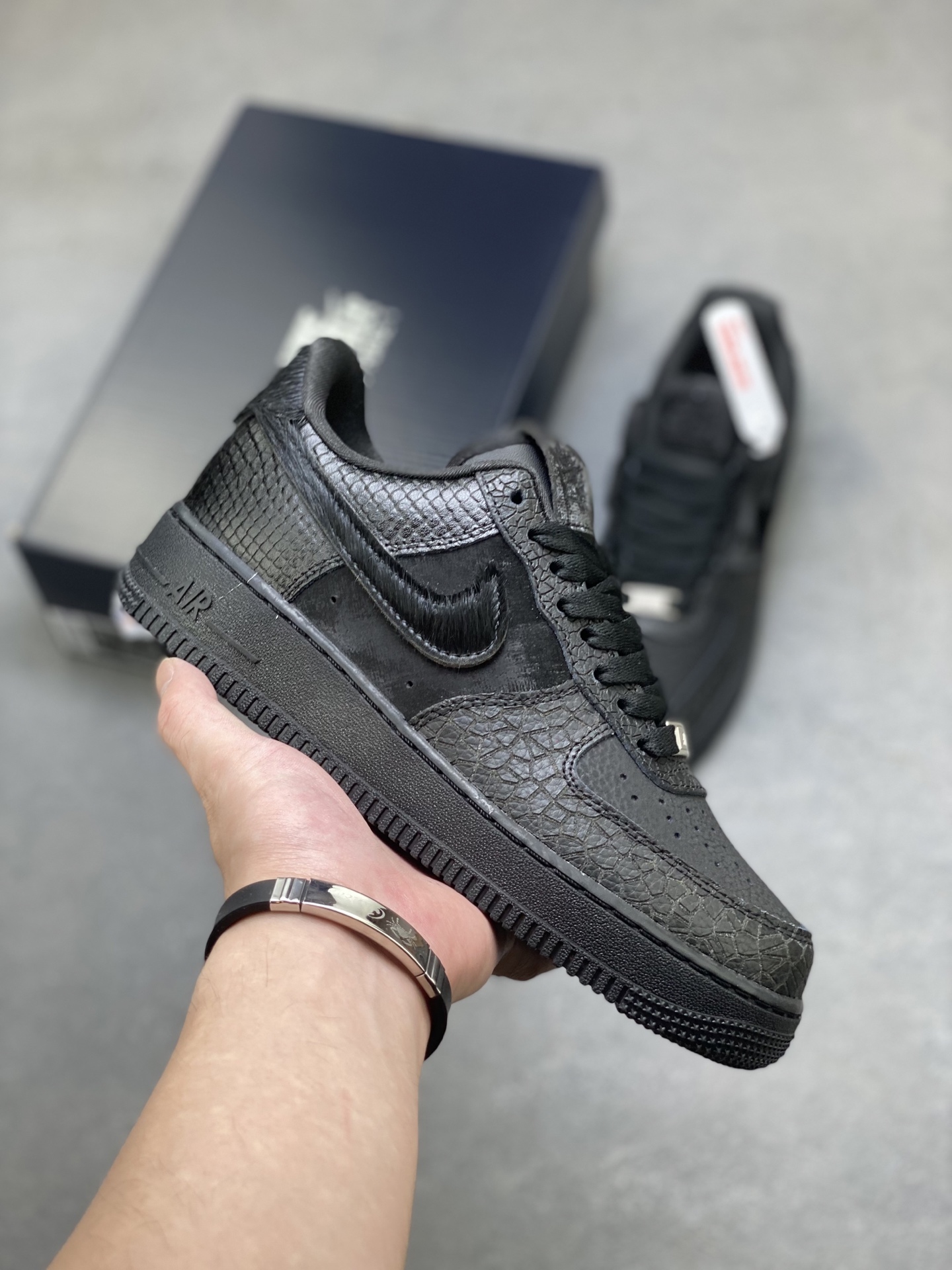 Nike Air Force 1 '07 Low Black - Limited Edition Sneakers 2 i1757174495995 2419 0 0