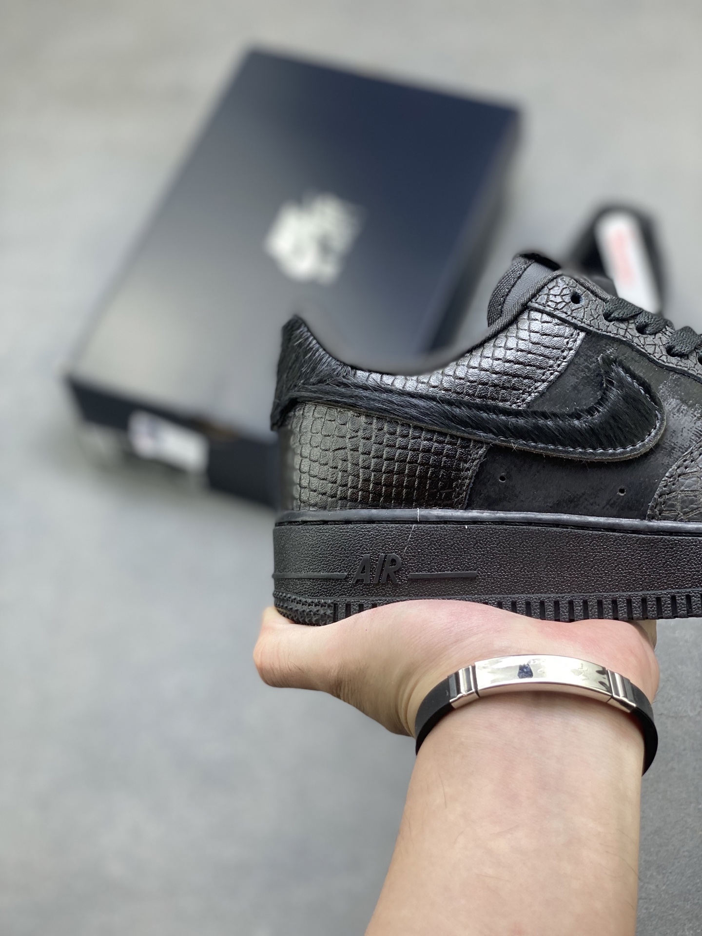 Nike Air Force 1 '07 Low Black - Limited Edition Sneakers 6 i1757174498058 7583 0 4