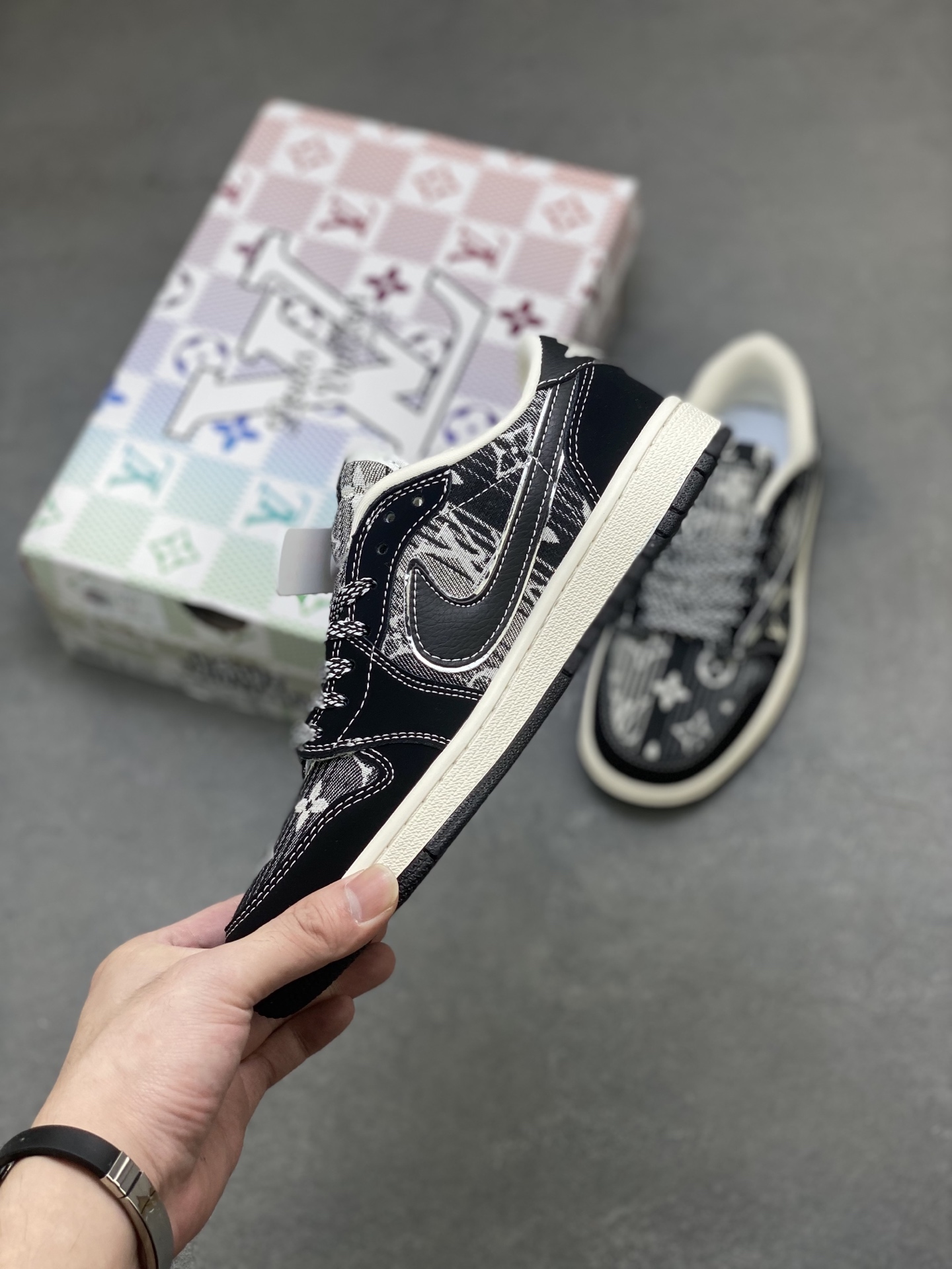 Louis Vuitton x Air Jordan 1 Low Custom Sneakers - Designer Collaboration 4 i1757175007825 5903 0 2