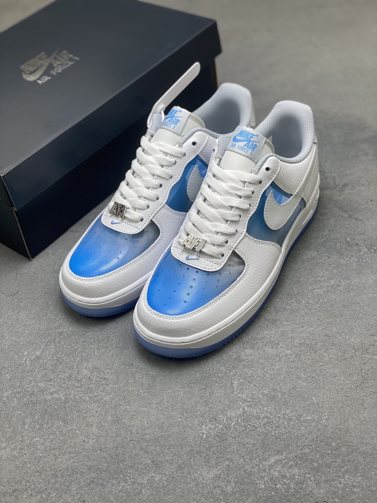 Nike Air Force 1 '07 Low White/Blue Limited Edition Sneakers - IB5724-100 9 i1757261472242 3122 0 7