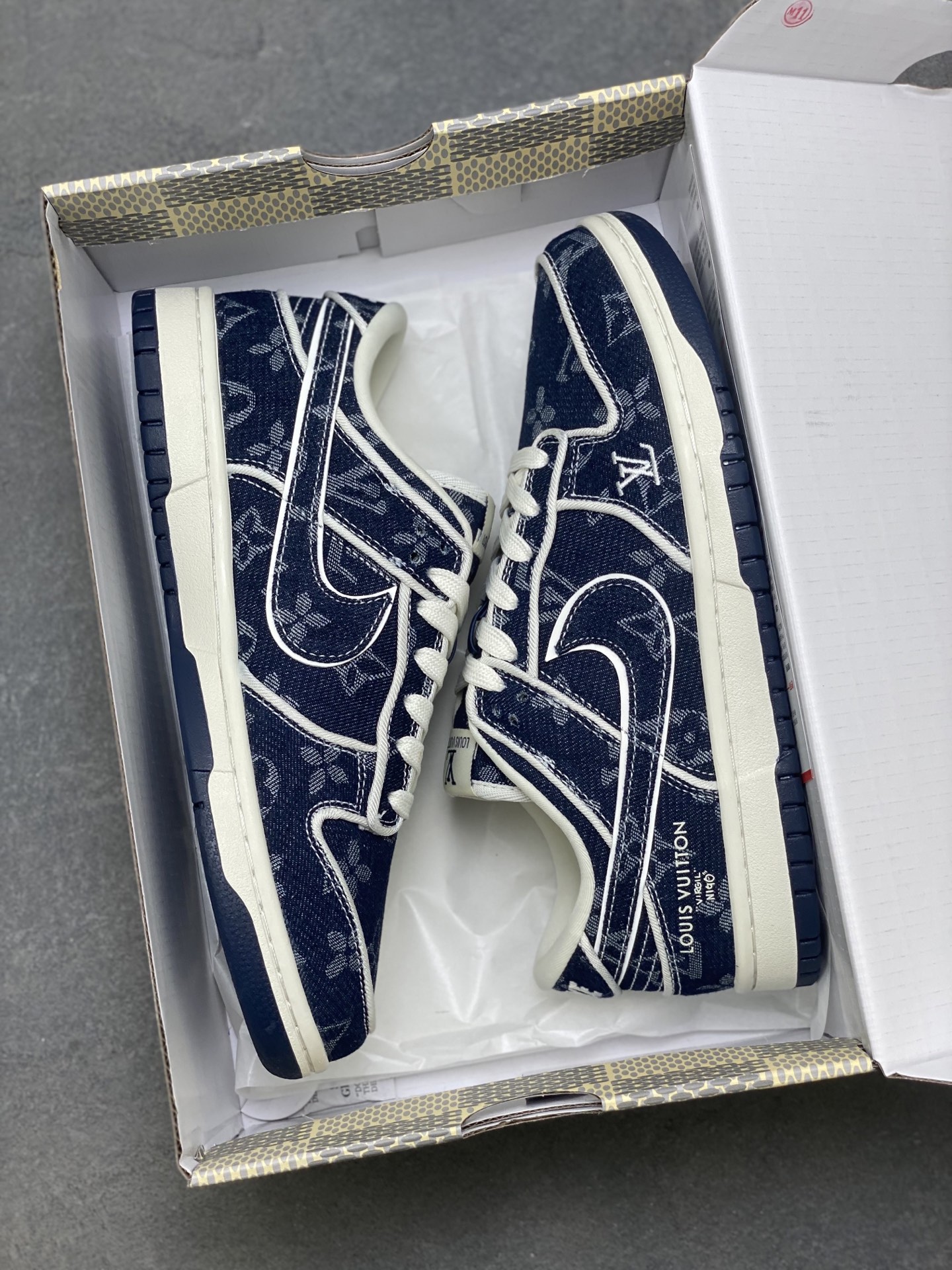 Nike SB Dunk Low Louis Vuitton Custom Sneakers Low-Top Casual Shoes 9 i1757261932438 2699 0 8
