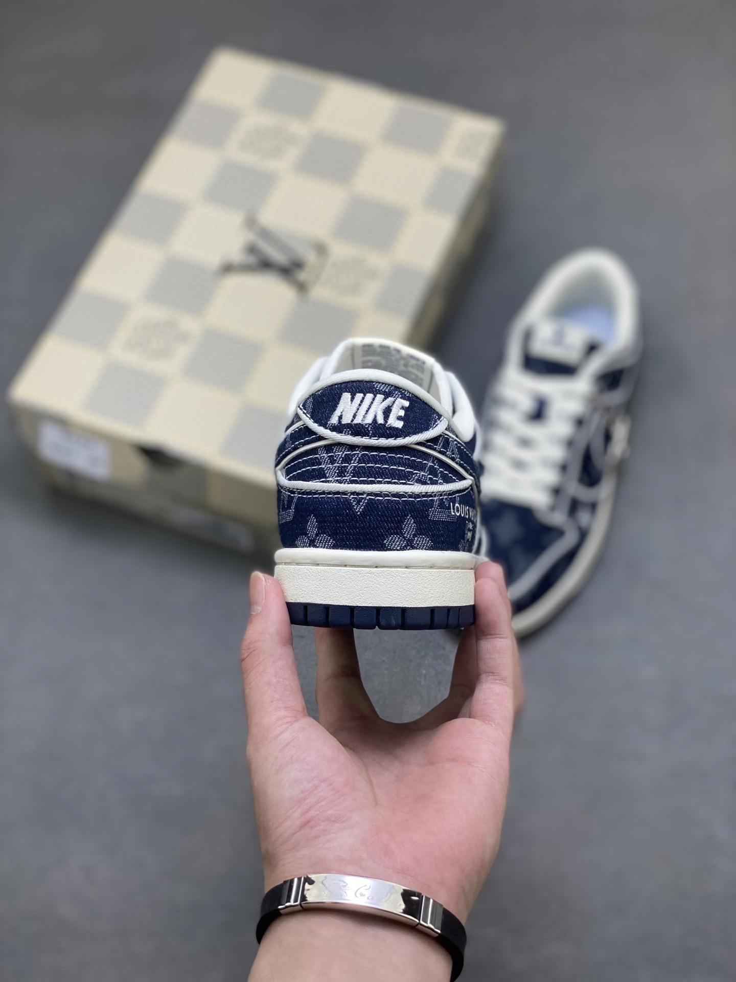 Nike SB Dunk Low Louis Vuitton Custom Sneakers Low-Top Casual Shoes 4 i1757261932502 9035 0 3