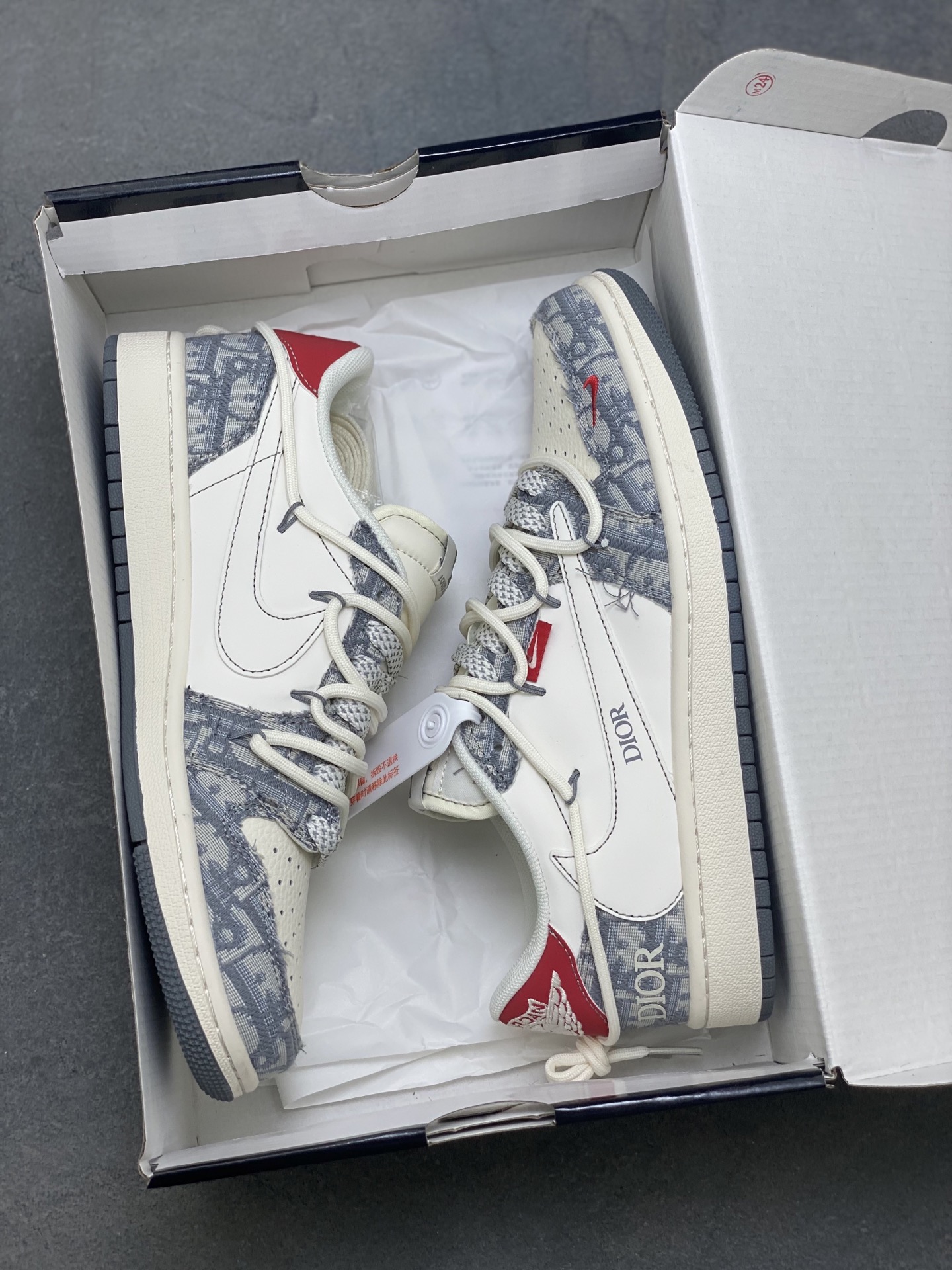 Air Jordan 1 Low Fragment x Travis Scott x Dior Collaboration Sneakers 10 i1757261996352 4363 0 8