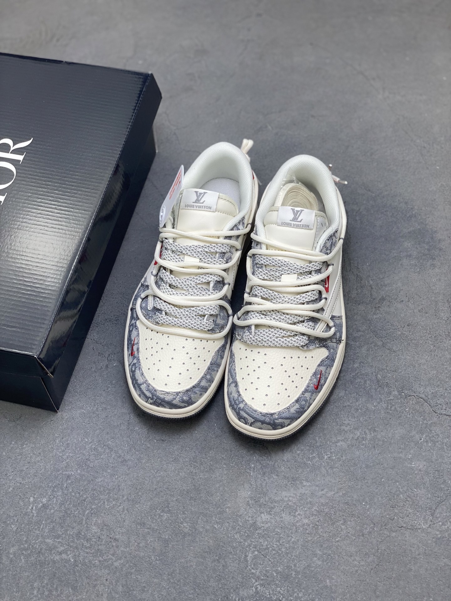 Air Jordan 1 Low Fragment x Travis Scott x Dior Collaboration Sneakers 9 i1757261996482 8308 0 7