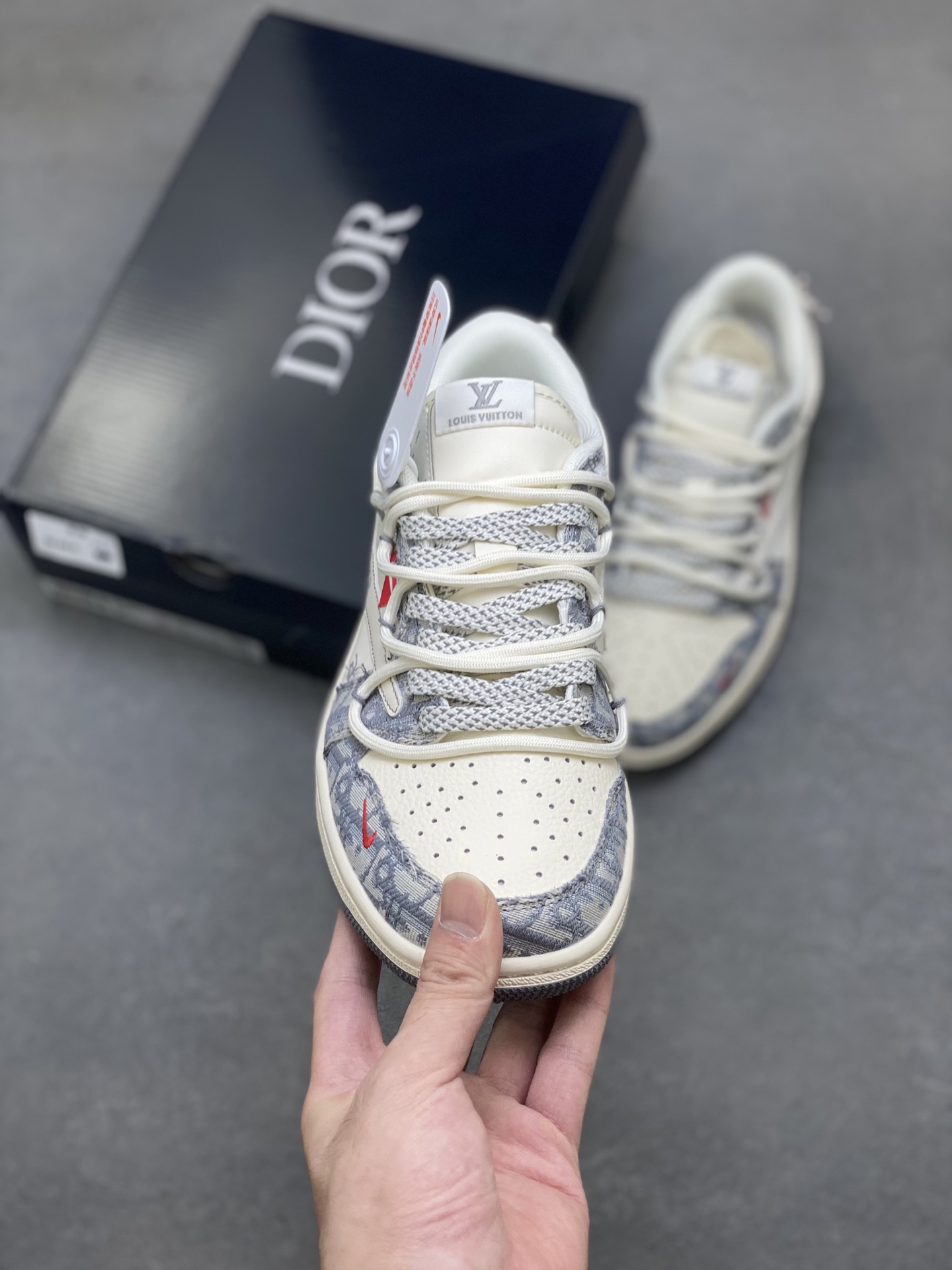 Air Jordan 1 Low Fragment x Travis Scott x Dior Collaboration Sneakers 3 i1757261996529 7931 0 1