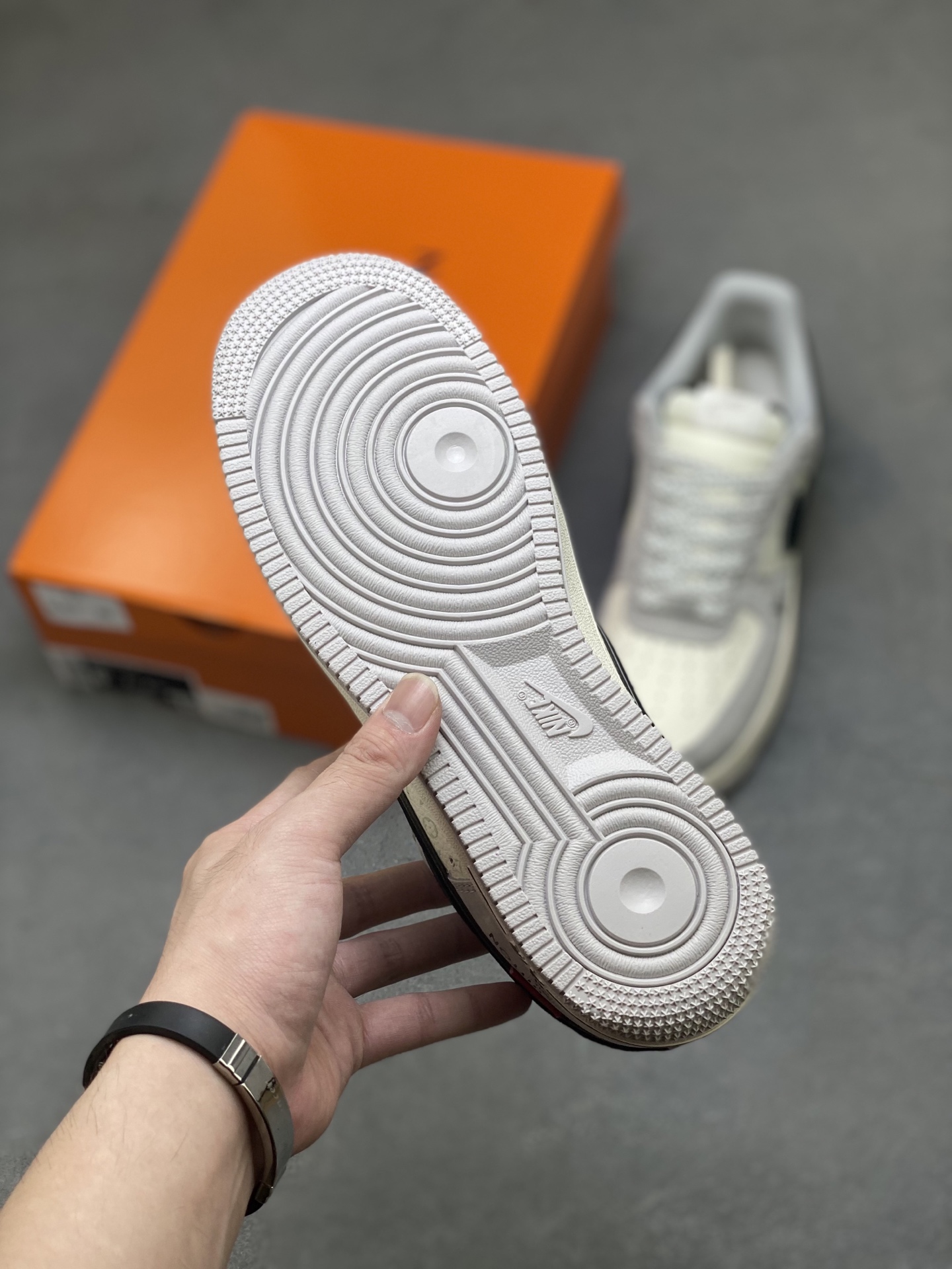 Nike Air Force 1 '07 Low Louis Vuitton Custom Sneakers - Limited Edition 7 i1757347337068 8275 0 5