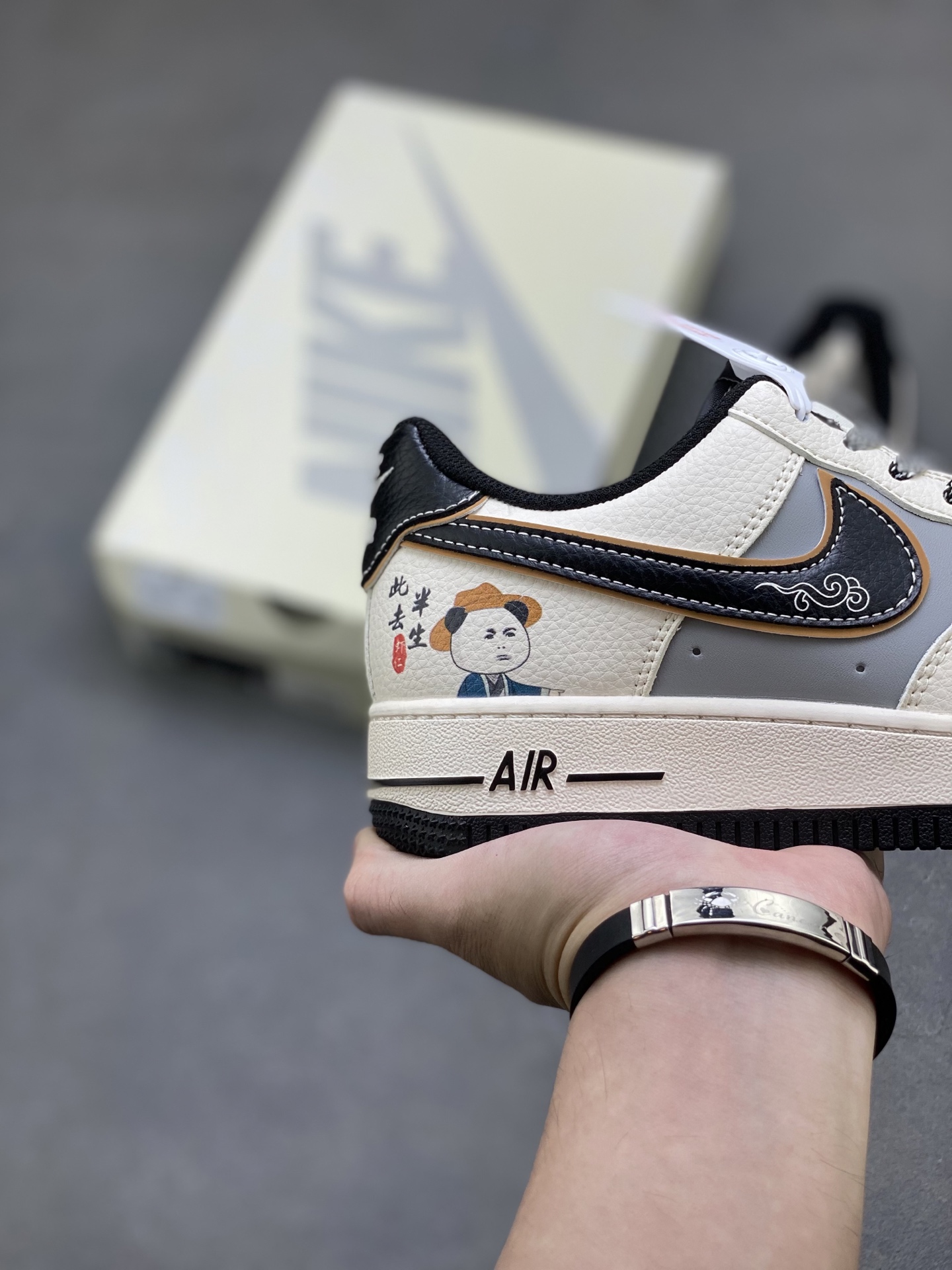Nike Air Force 1 '07 Low Sneakers, Limited Edition, Custom Hardware 6 i1758643440862 796 0 4