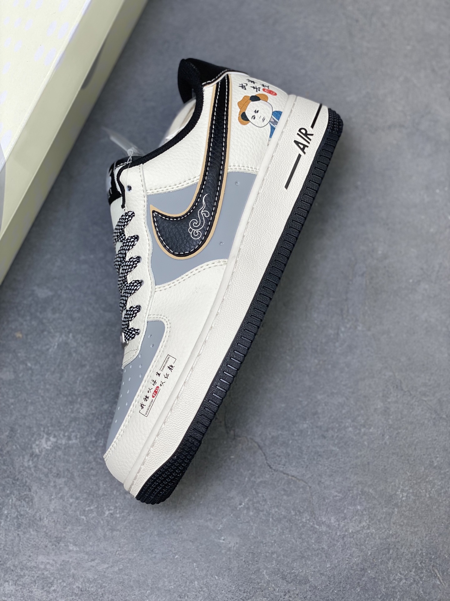 Nike Air Force 1 '07 Low Sneakers, Limited Edition, Custom Hardware 8 i1758643440922 5300 0 6