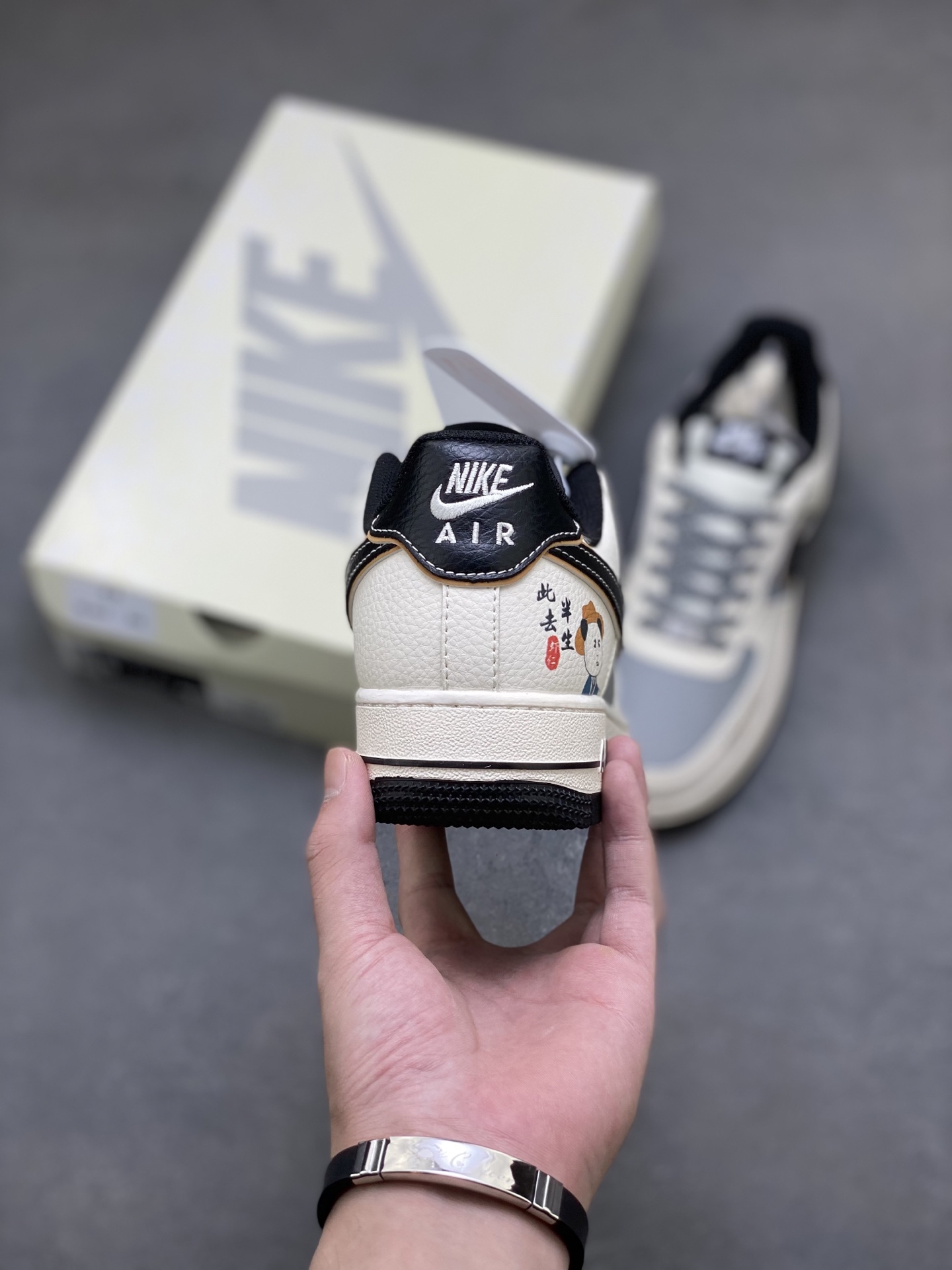 Nike Air Force 1 '07 Low Sneakers, Limited Edition, Custom Hardware 5 i1758643440996 3021 0 3