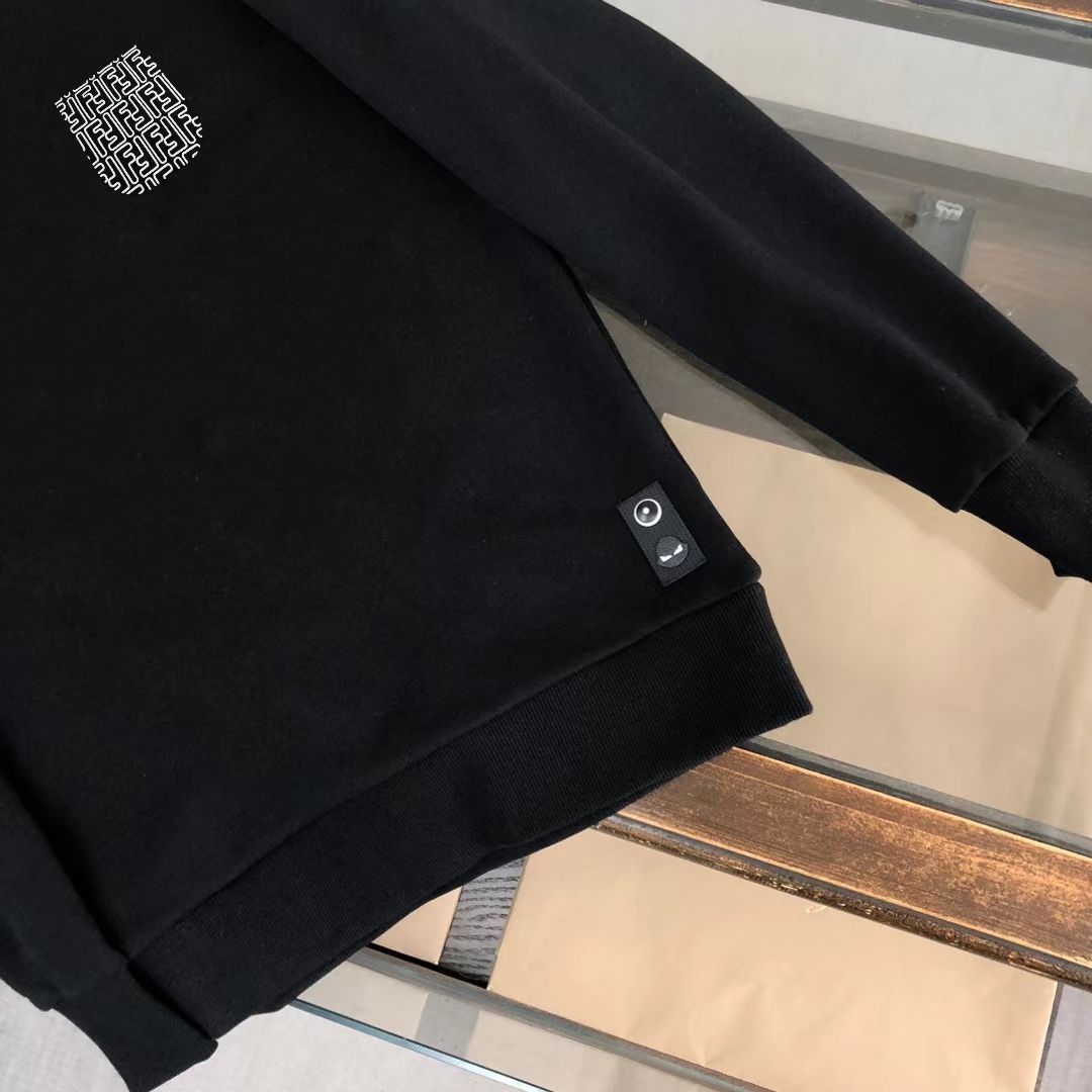 Fashion Collar 2024SS: Custom-made, Delicate, Comfortable, Stylish in Black and White - 图片 3