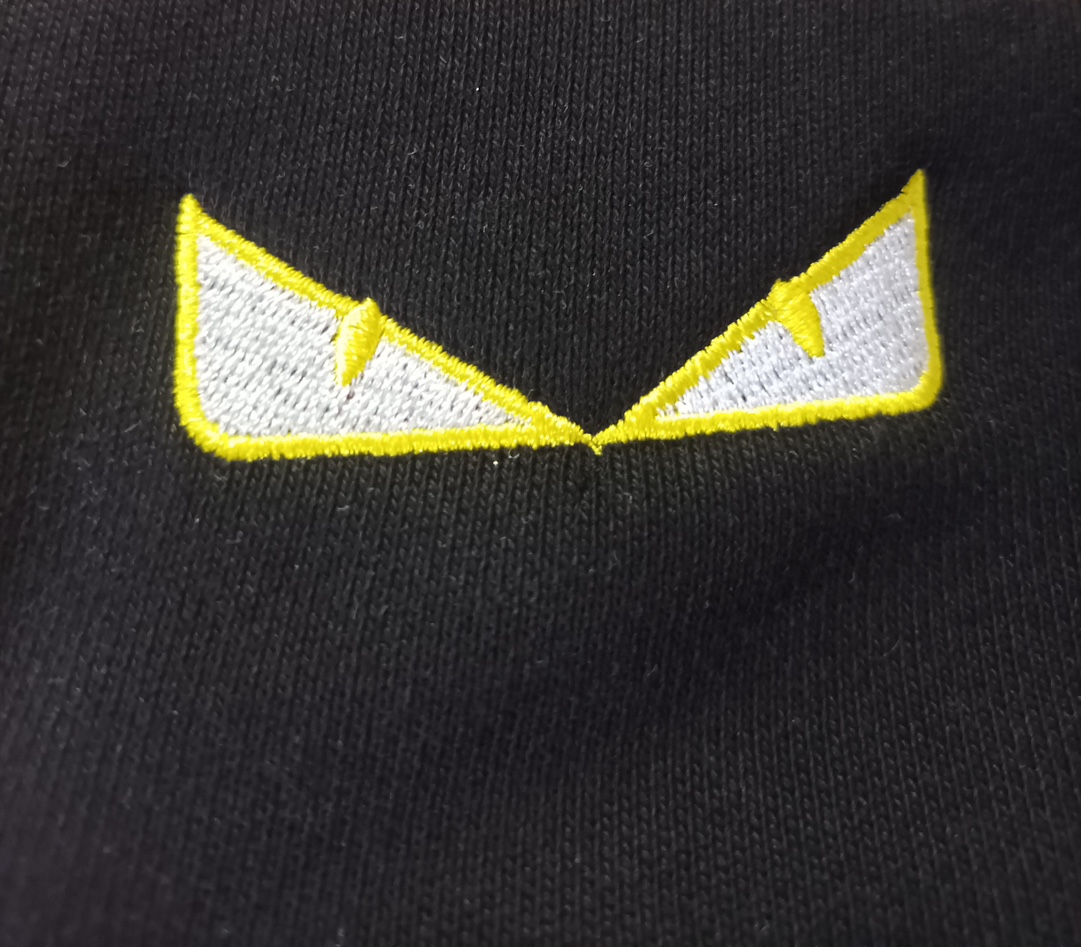 Gold Logo Digital Structure: Cozy Leisure Fashion in Black, Sizes S-XL - 图片 5