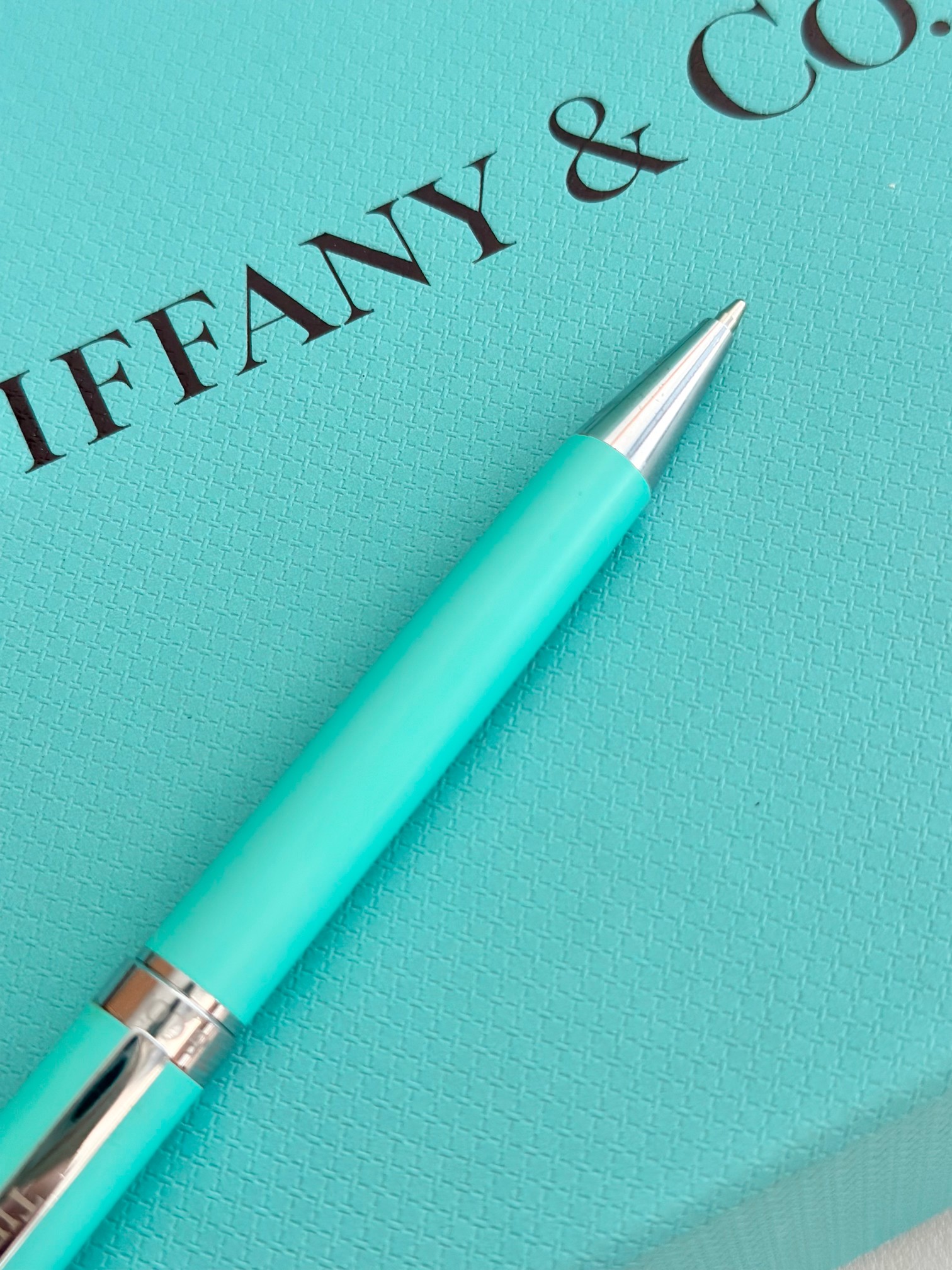 Tiffany & Co Haute Couture Haute Couture Ready-to-Wear Clothing Dress 2