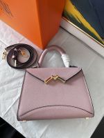 Chanel Gabrielle Bag qualité du miroir Qualité parfaite Cuir de vache 1 Chanel Gabrielle Bag qualité du miroir
Qualité parfaite
Cuir de vache