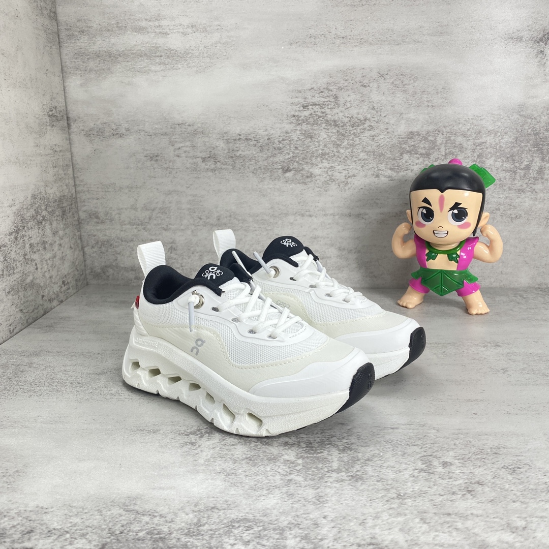 NO:211424,On the Loewe Children's Shoes Size 26~37 Color Beautiful Loewe x Ann Pao Joint Children's Running Shoes. Exclusive rubber sole paired with special imported CloudTec hasse technology high rebound EVA foam sole, excellent grip and anti-slip performance ♂♂., Ann Pao sports shoes, christian louboutin, loewe, sneakers,19860909On昂跑罗意威童鞋 码数26~37 颜色米白 罗意威 x 昂跑联名儿童跑鞋. 独家橡胶鞋底搭配特殊的进口CloudTec hase技术高回弹 EVA 泡沫大底,抓地防滑性能卓越♂♂.,昂跑运动鞋,christian louboutin,loewe,sneakers,,Children's