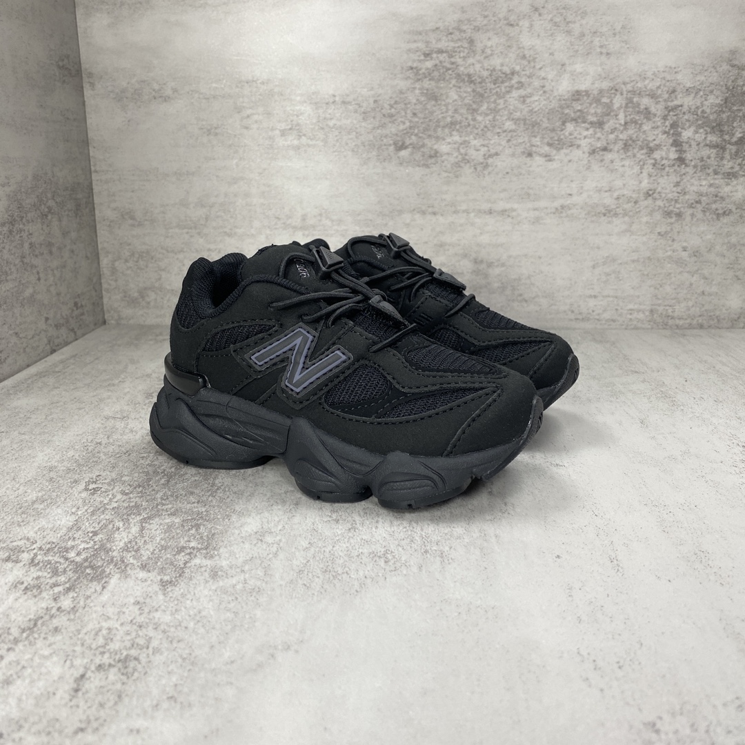 NO:211258,NB children's shoes Size 24~32 (elastic strap) 33~36 (lace) All black color Continue the retro trend genes of the series, specially designed for children, it is both classic and full of vitality. Equipped with ABZORB cushioning technology, it provides children's feet with all-weather comfortable support, making running and jumping easier. Breathable mesh design keeps feet dry and lets children release their vitality. New Balance Kids, accompany children every step of their growth, making childhood more exciting., NB,19860909NB童鞋 码数24~32（松紧带）33~36（系带） 颜色全黑 延续系列的复古潮流基因,专为孩子们打造,既经典又充满活力. 搭载 ABZORB缓震科技,为孩子们的小脚提供全天候的舒适支撑,跑跳更轻松. 透气网面设计,保持双脚干爽,让孩子们尽情释放活力. New Balance Kids,陪伴孩子每一步成长,让童年更精彩.,NB,,Children's