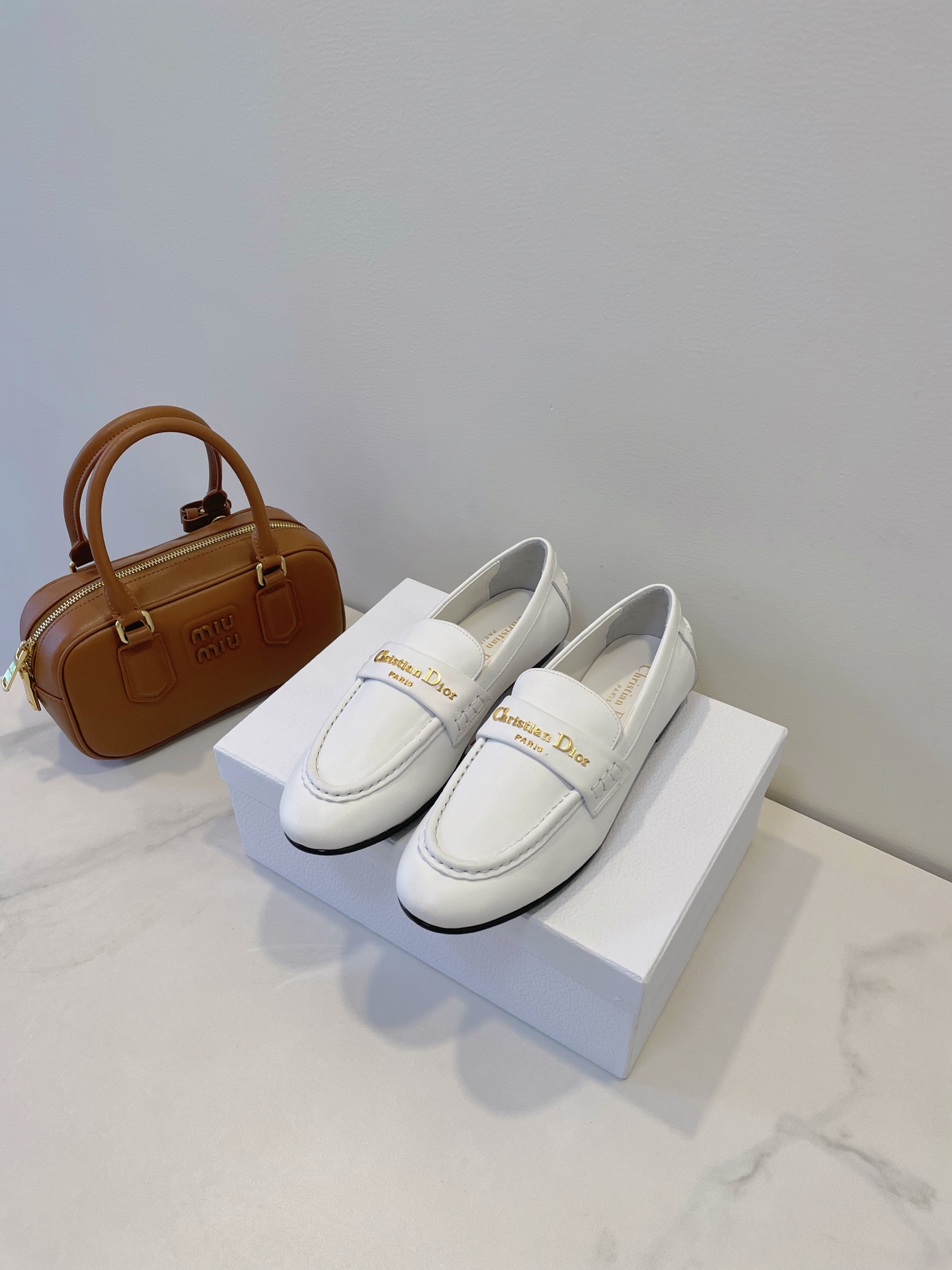 NO:449294,DIOR | Fall 25 shoes look so good Evolution Loafers > Giant soft, huge comfortable, lightweight design!  Size 35-40 Original box packaging accessories, loafers, dior, loafers19860909DIOR | Fall 25 鞋履太好看了 Evolution 云朵乐福鞋 > 巨软、巨舒适,轻盈设计！ Size 35-40 原盒包装配件,乐福鞋,dior,loafers,Women's Shoes