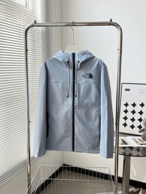 The North Face Colorblock Softshell Hooded Fleece Outdoor Jacket 1 The North Face Colorblock Softshell Hooded Fleece Outdoor Jacket