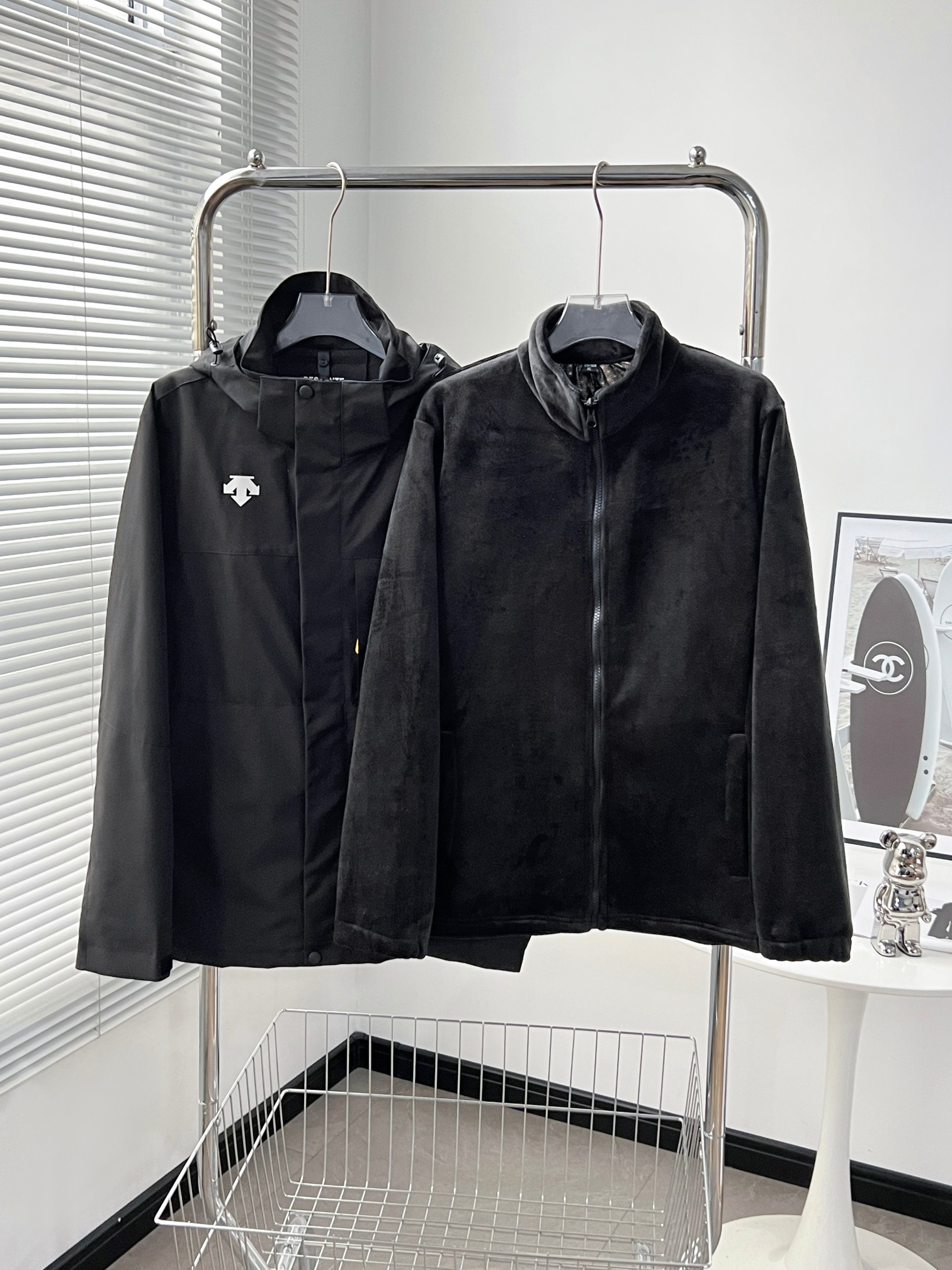 Descente 24SS 3-in-1 Windproof Waterproof Detachable Fleece Liner Jacket 4 a1728915397737 8143