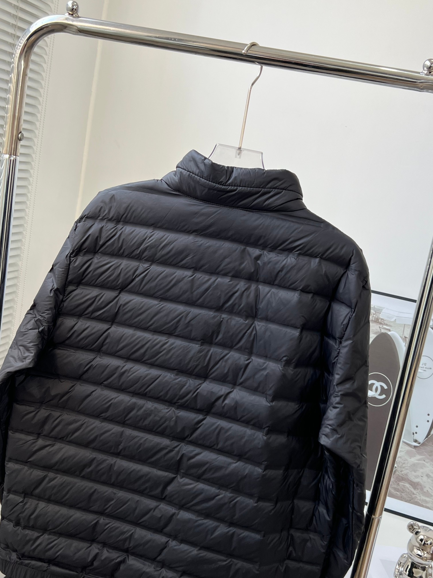 Descente D-X 6616# Lightweight Feather Suit for Winter Comfort and Style - 图片 5