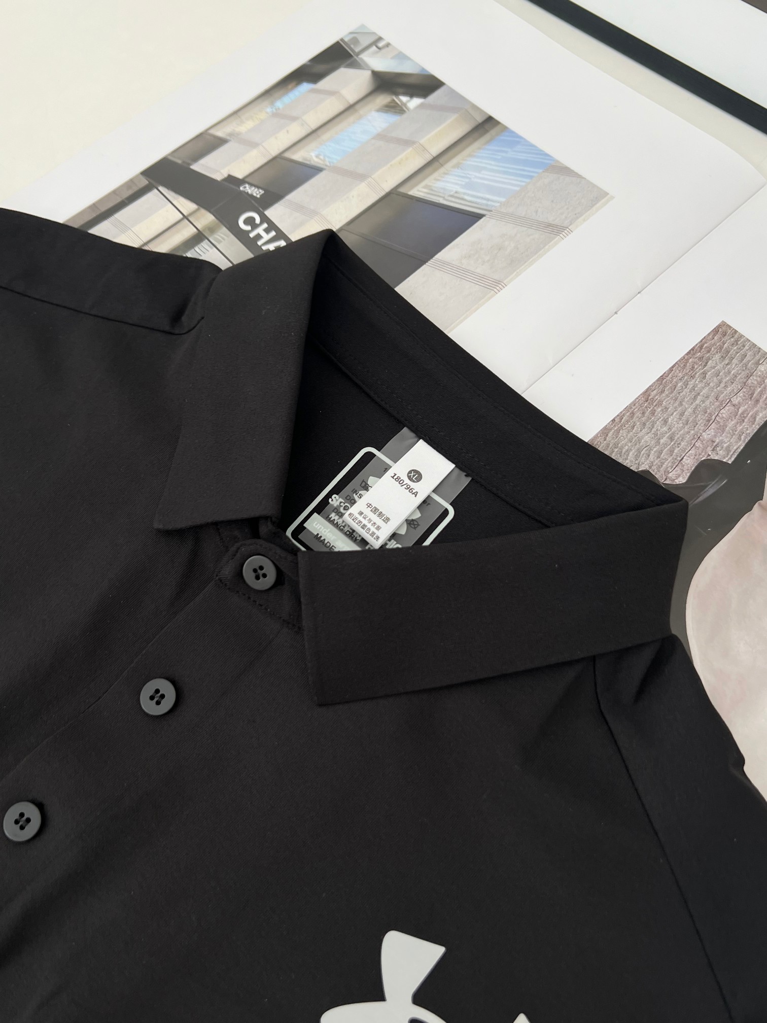 Under Armour Andromeda Polo Shirt: Stylish, Comfortable, and Versatile for Every Occasion - 图片 4