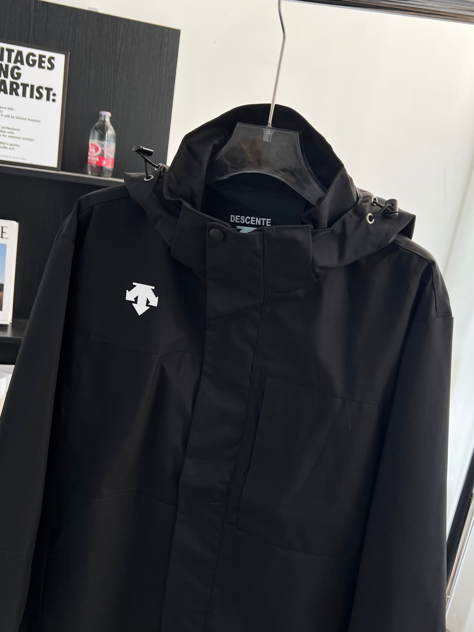 DESSCENTE Windproof Chain Cap Coat: High-End Luxurious Style, Classic Design for All Ages - 图片 5