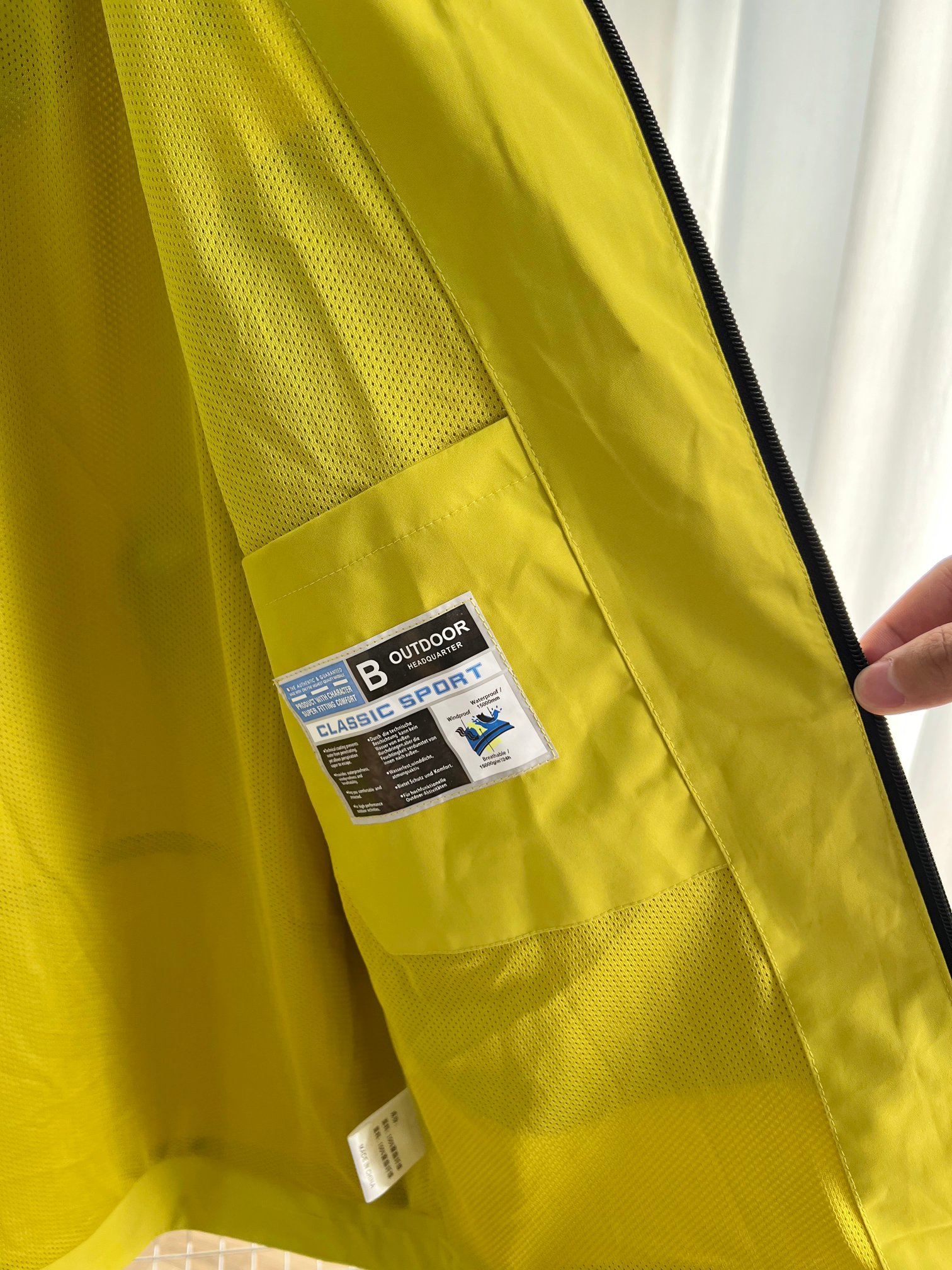 Under Armour Hooded Windbreaker Jacket with Gotex Technology in Yellow 13 a1740591336046 8113