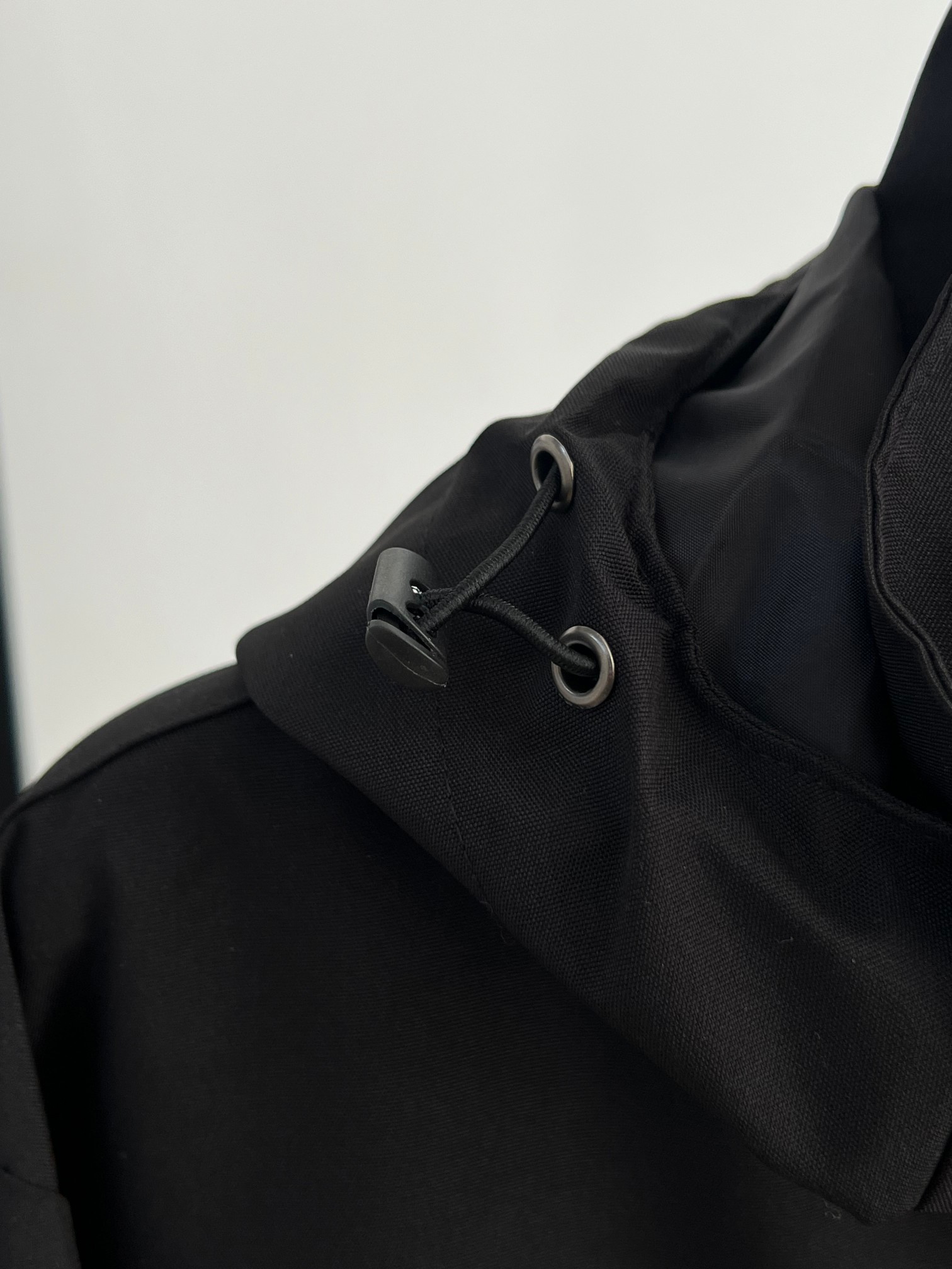 The North Face Men's WindWall Hooded Softshell Jacket - Windproof & Water-Resistant 9 a1740660843892 7215