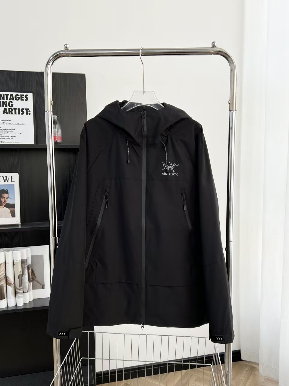 Arc'teryx Alpha Veste Coupe-Vent Fonctionnelle Noire, Tissu Tyono 30, UPF 195+