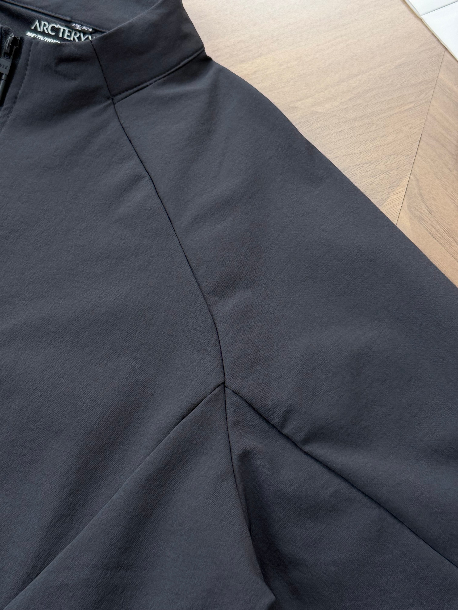 Arc'teryx Gamma Jacket - Windproof Softshell for Outdoor Adventures 8 a1755427972940 2038
