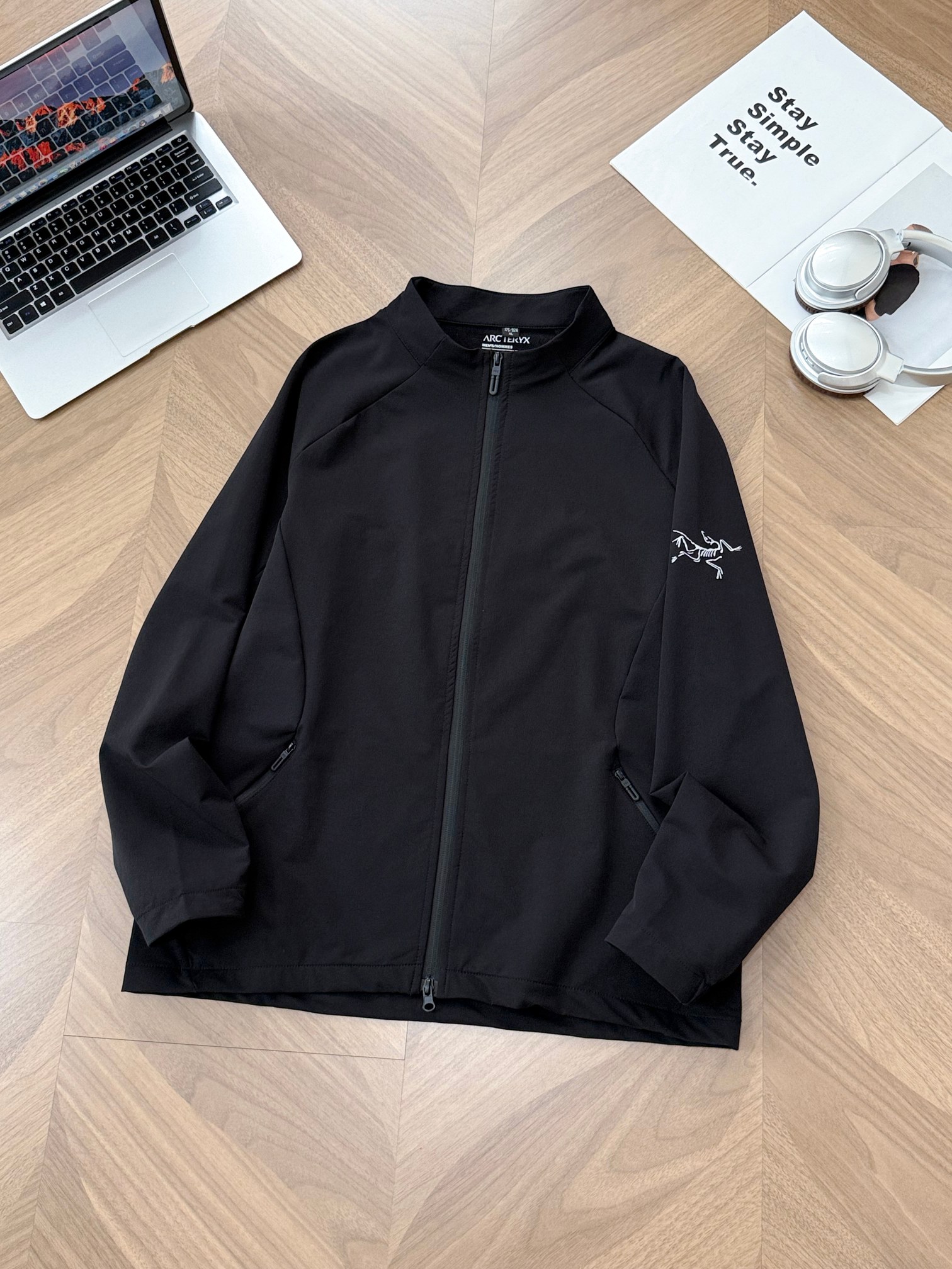 Arc'teryx Gamma Jacket - Windproof Softshell for Outdoor Adventures 4 a1755428014383 4074