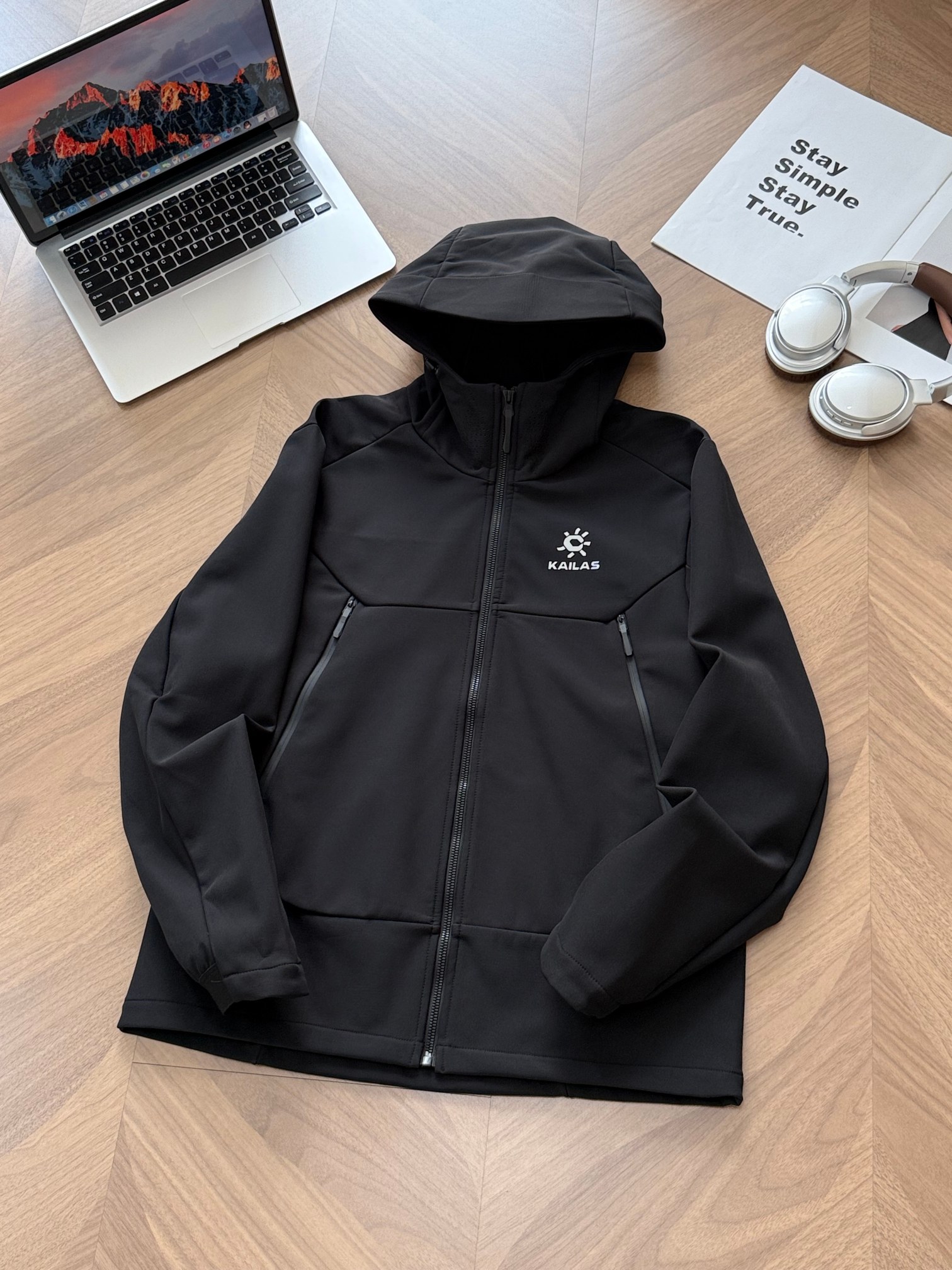 KAILAS Bogda LT Hooded Softshell Jacket - Versatile, Weather-Resistant, Breathable 5 a1755430349000 0203